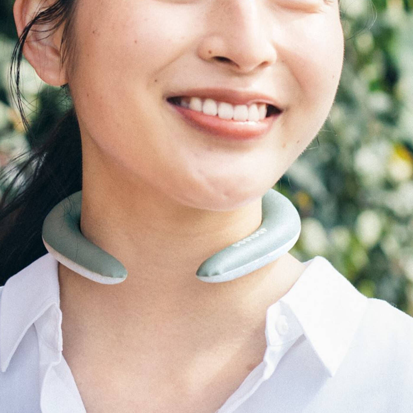 WEB限定お買い得商品|冷たすぎない暑さ対策　すっきり軽量ネッククーラー〈グレー〉|夏※1の屋外でも2時間ひんやり！　※1 気温36℃の環境下で約27?28℃を約2時間持続（ユニチカガーメンテック株式会社調べ）