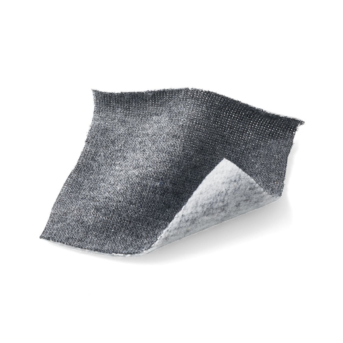 WEB限定お買い得商品|UP.de　着られるバッグ 裏起毛で作った ポケットいっぱい手ぶらジレ〈ベージュ〉|コートのインナーに着ても着ぶくれしない、きれいめの裏起毛素材。　※お届けするカラーとは異なります。