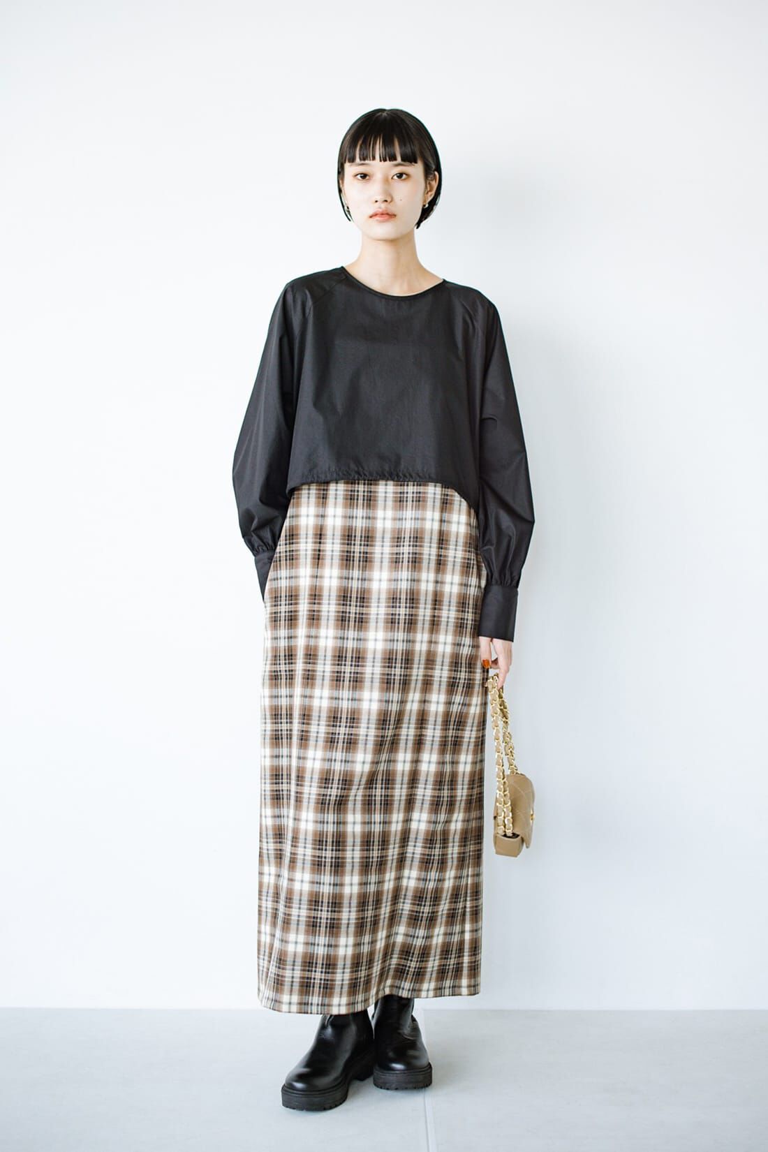 Real Stock|ｈａｃｏ！ 季節の変化を楽しむ「愛服」 手持ちの夏冬服と組み合わせ無限！総柄キャミワンピース＆すそしぼりトップスセット〈ブラウン〉