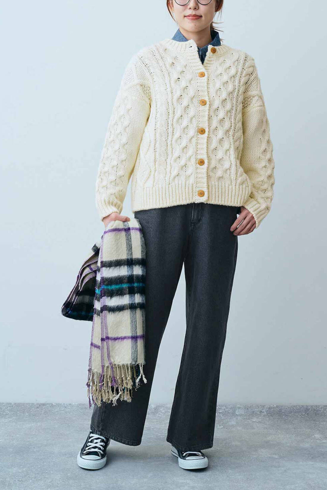 Real Stock|THREE FIFTY STANDARD　ケーブルニットカーディガン〈アイボリー〉|モデル身長：165cm　着用サイズ：M