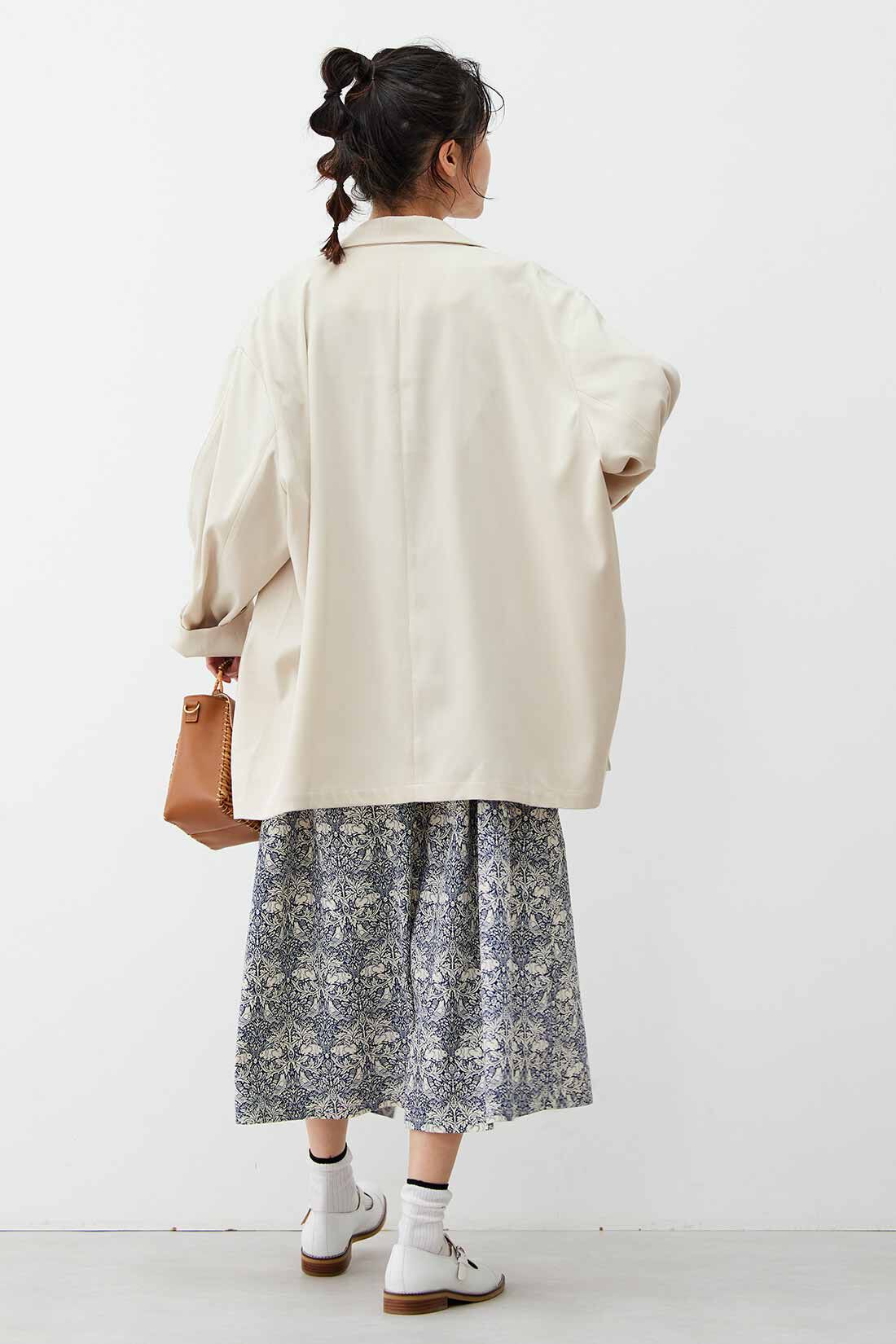 Real Stock|リブ イン コンフォート はまじとコラボ ラフな着心地のとろみジャケット〈ライトベージュ〉