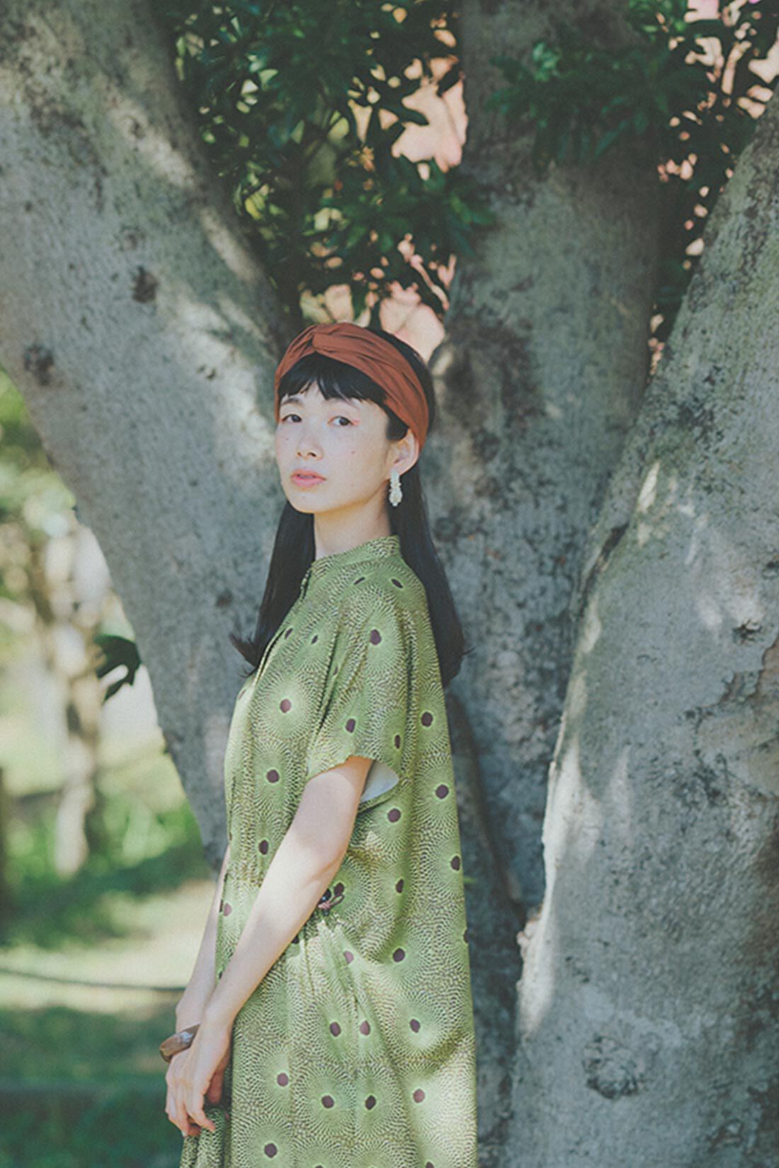 MEDE19F|アフリカンプリントワンピース〈ＧＲ〉ＭＤ１９とアフリカンプリントバッグＭＤ１９のコーディネート