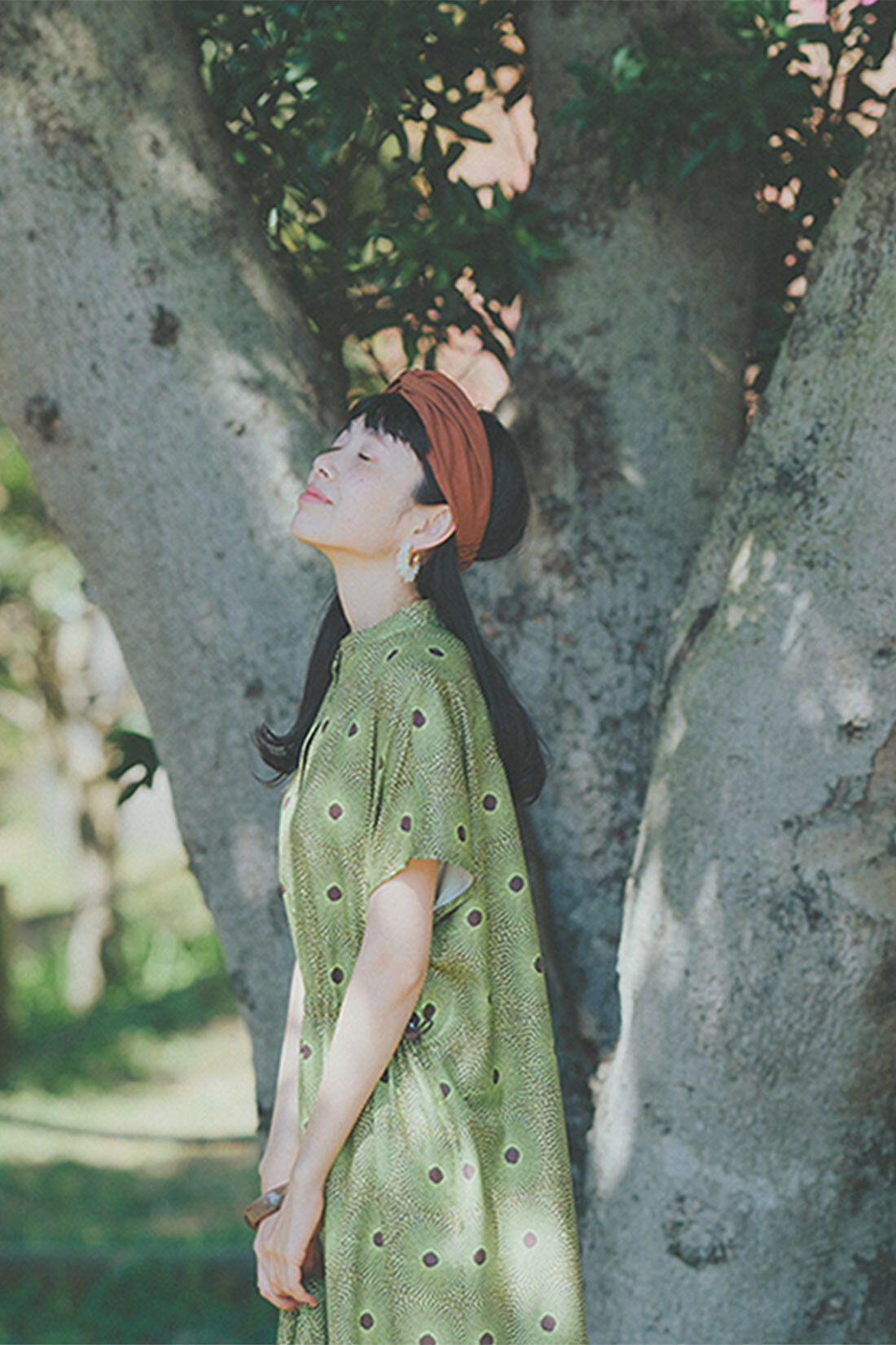 MEDE19F|アフリカンプリントワンピース〈ＧＲ〉ＭＤ１９とアフリカンプリントバッグＭＤ１９のコーディネート