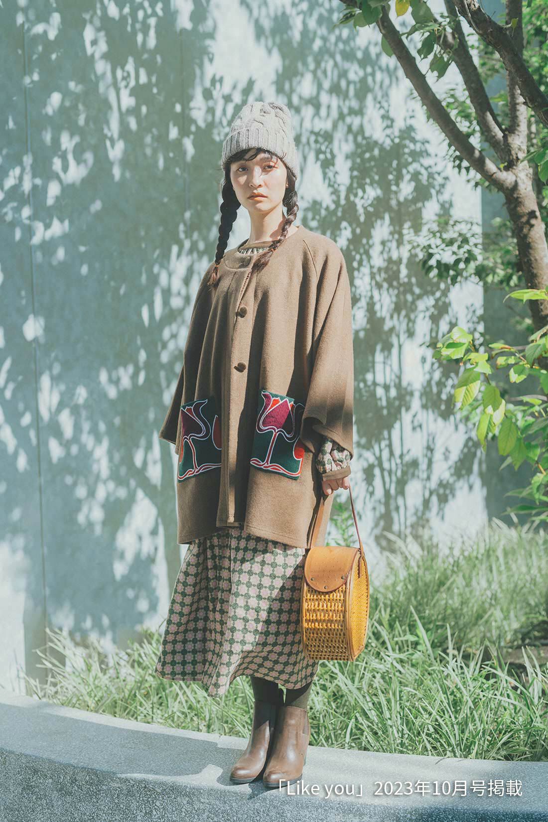 シロップ．|マジョリカタイルアップリケポンチョのコーディネート