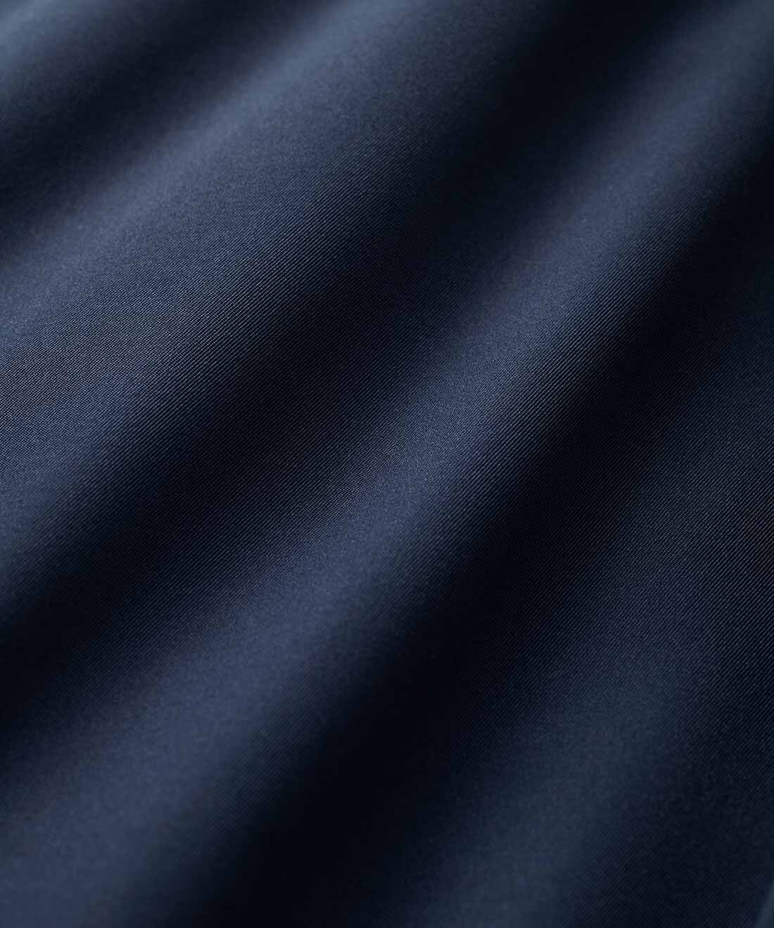 IEDIT［イディット］|IEDIT[イディット]　すそフォルムとすっきりシルエットがサマ見えする 撥水（はっすい）加工素材のマウンテンパーカー〈ダークネイビー〉|上品なマット素材に撥水加工をほどこしたやわらかな着心地。