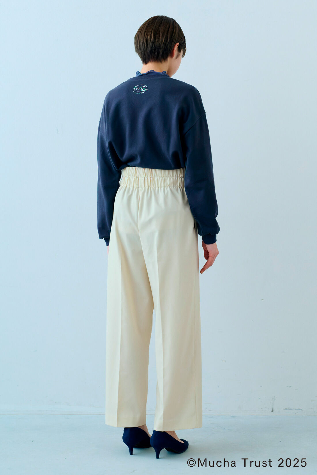 IEDIT［イディット］|IEDIT[イディット]　大人にちょうどいい　ベルト付きハイウエストワイドパンツ〈ライトベージュ〉|モデル身長：163cm　着用サイズ：M