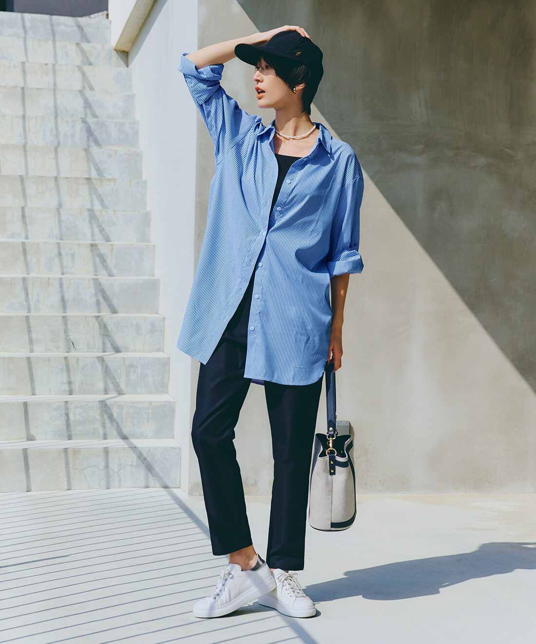 IEDIT［イディット］|IEDIT[イディット]　撥水（はっすい）加工素材で毎日が楽しい すっきり美脚見えのテーパードパンツ〈ブラック〉