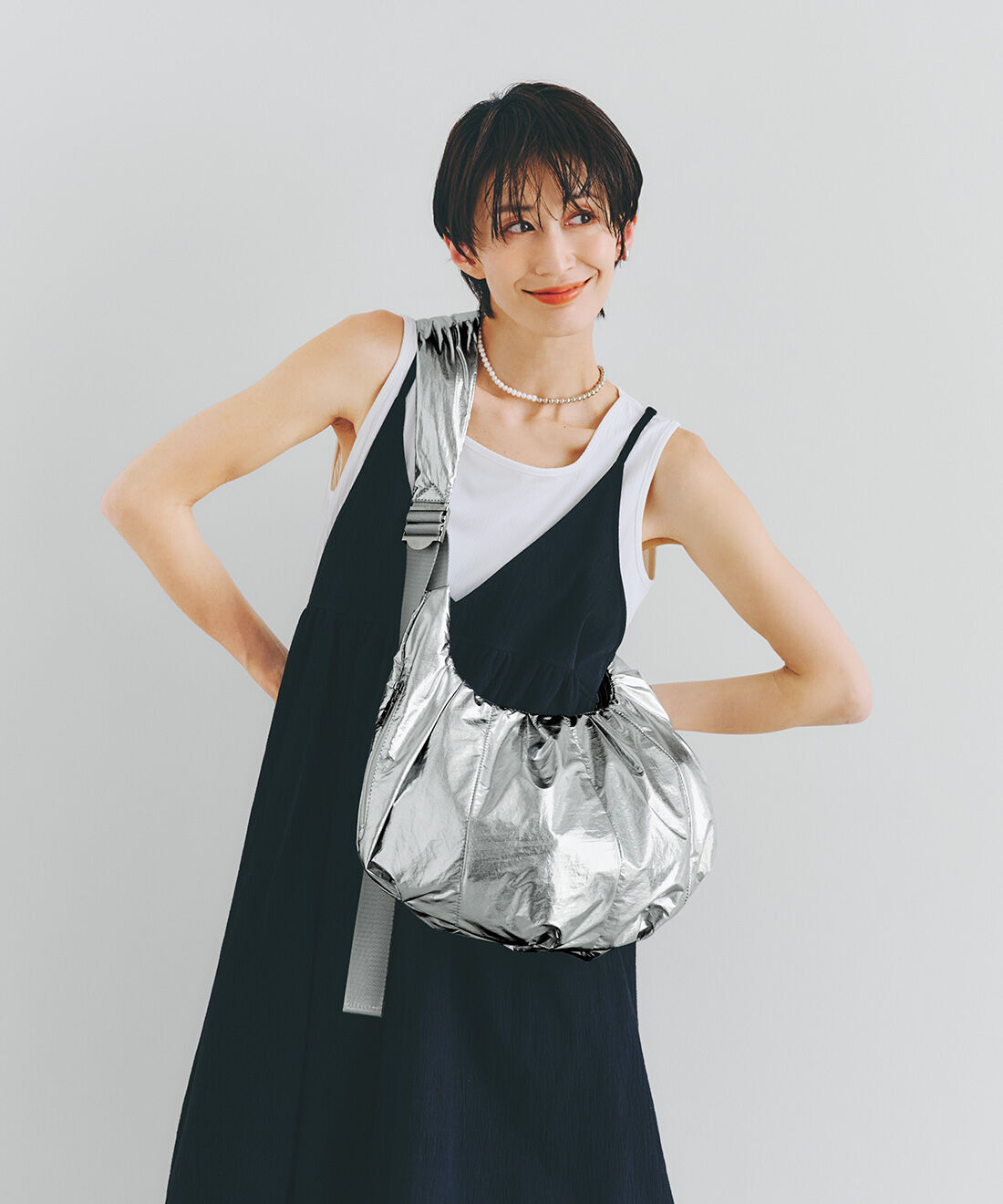 IEDIT［イディット］|きくちあつこさん コラボ 楊柳 コットン キャミチュニック 〈ブラック〉ときくちあつこさん コラボ 楊柳 コットン キャミチュニック 〈ブラック〉のコーディネート