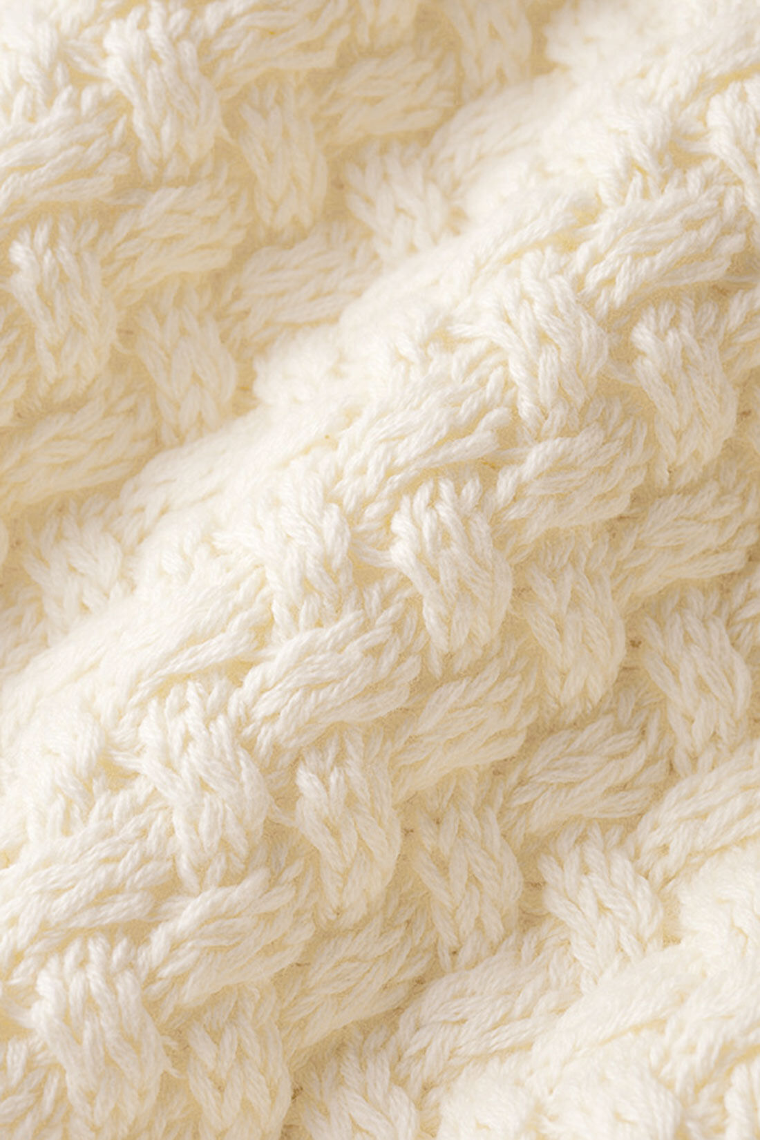 IEDIT|IEDIT[イディット]　コットン100％素材がうれしい　バスケット編みニット〈レッド〉|ほどよい厚みとやさしい肌心地のコットン100%ニット素材。お届けするカラーとは異なります。