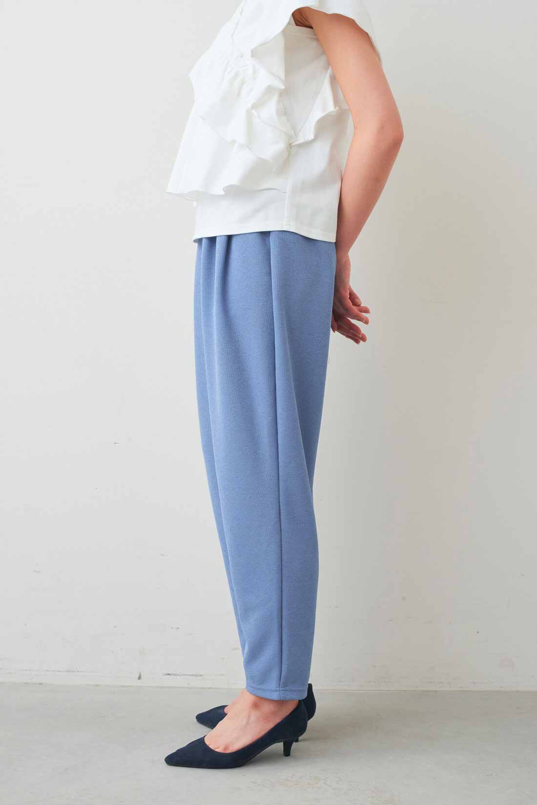IEDIT|国産快適パンツ〈ブルー〉ＩＥと国産快適パンツ〈ブルー〉ＩＥのコーディネート