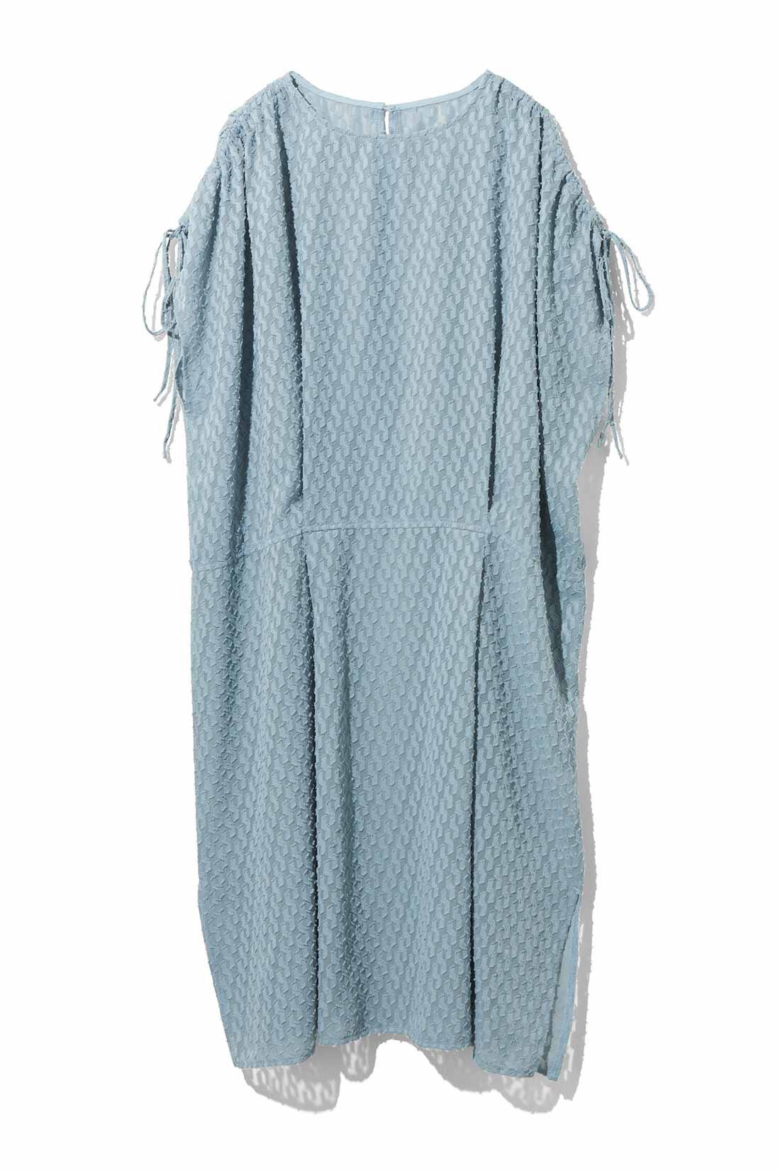 IEDIT|IEDIT[イディット]　幾何学柄ジャカード素材がひらりと揺れる パサッと着られるウエスト切り替えチュニック|〈ブルー〉