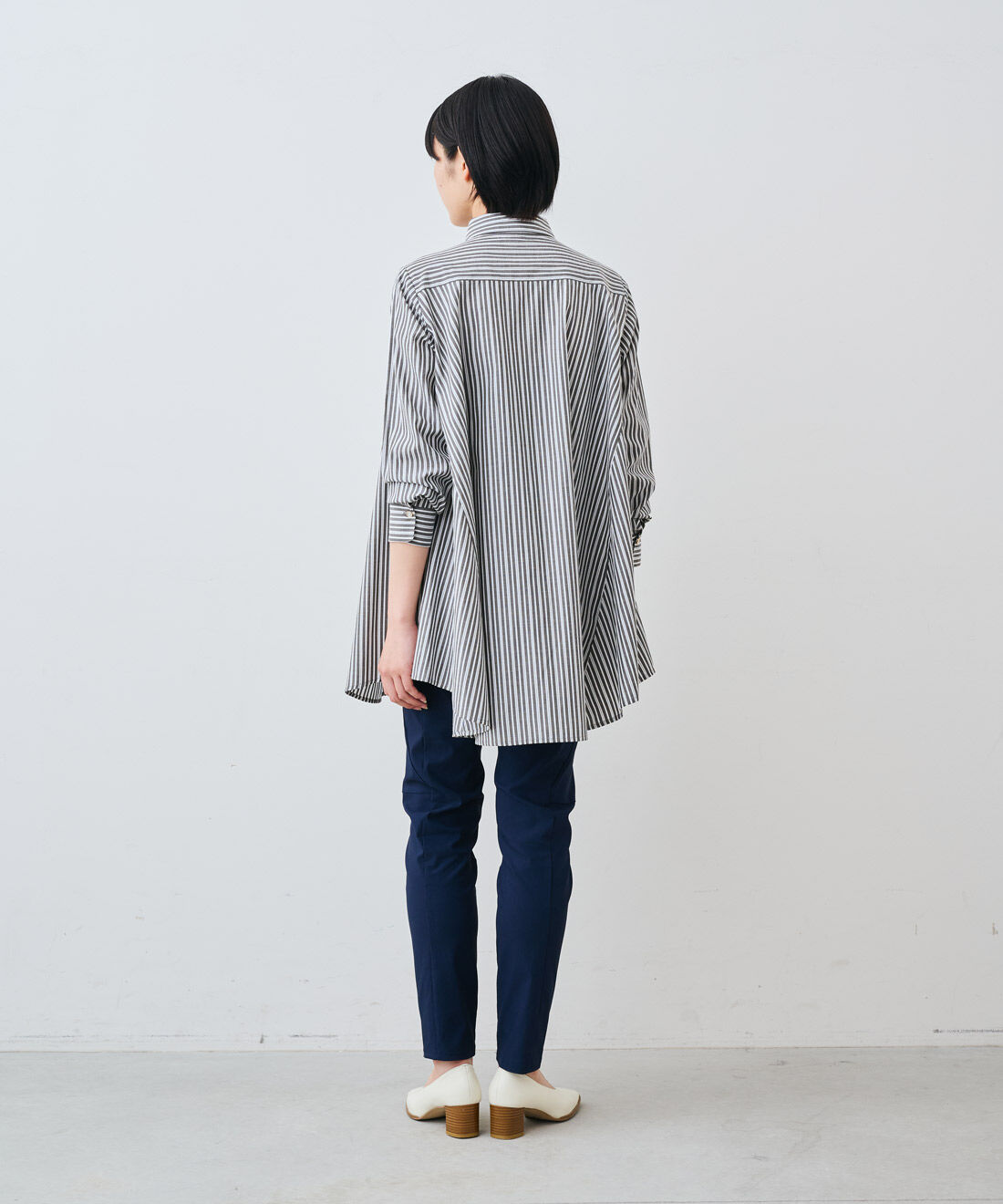 IEDIT［イディット］|IEDIT[イディット]　テントラインで体形カバー 長め丈ブラウス|モデル身長：163cm　着用サイズ：M