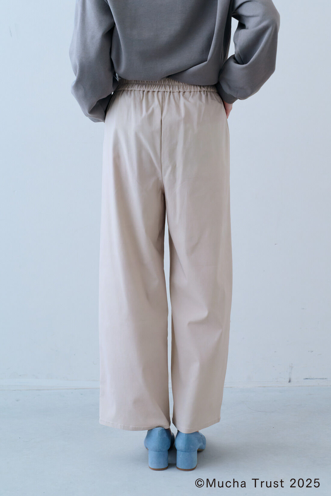 IEDIT|接触冷感 UV エアノビ ワイドパンツ 〈オイスターホワイト〉のコーディネート