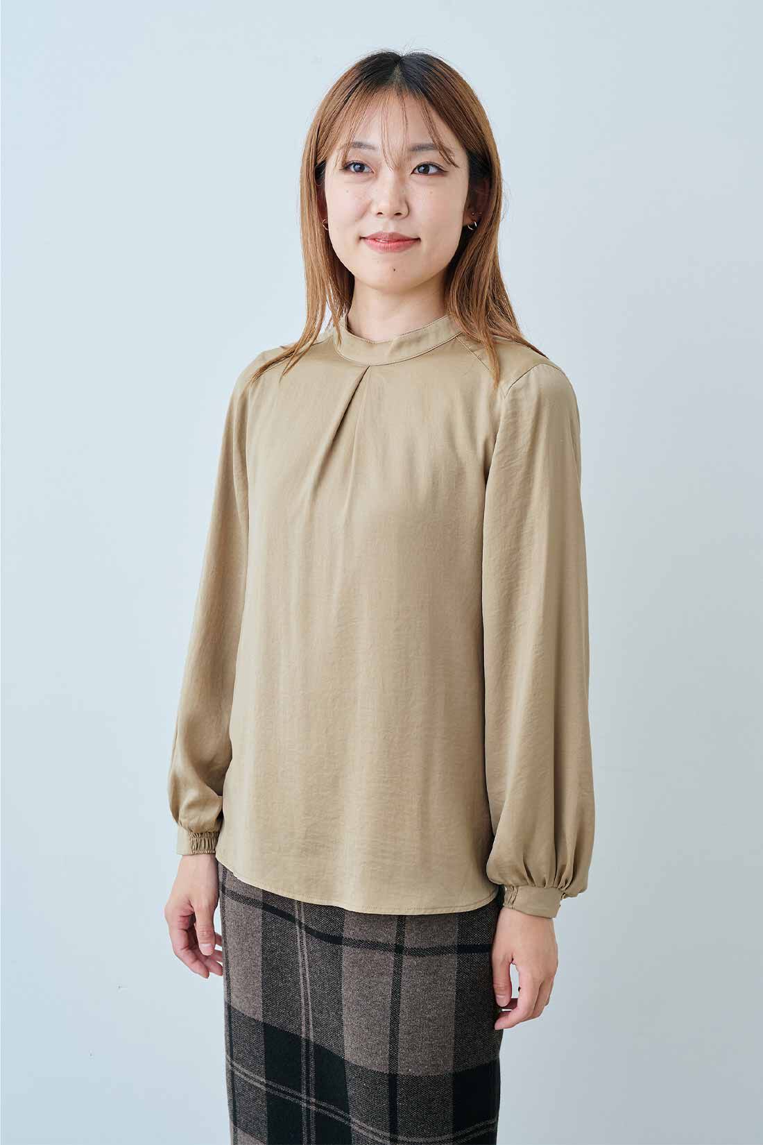 IEDIT［イディット］|IEDIT[イディット]　ほの光沢のマットサテンが上品な 抗菌防臭加工インナー付きドッキングブラウスの会