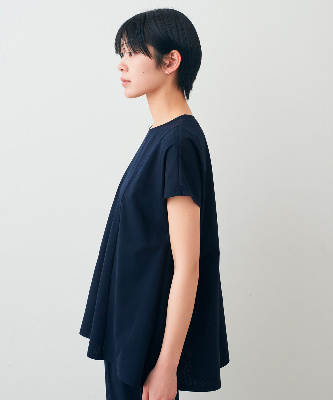IEDIT［イディット］|IEDIT[イディット]　24hずっと着ていたい 吸汗速乾・UVカット SO！ MESHフレアートップス〈ダークネイビー〉