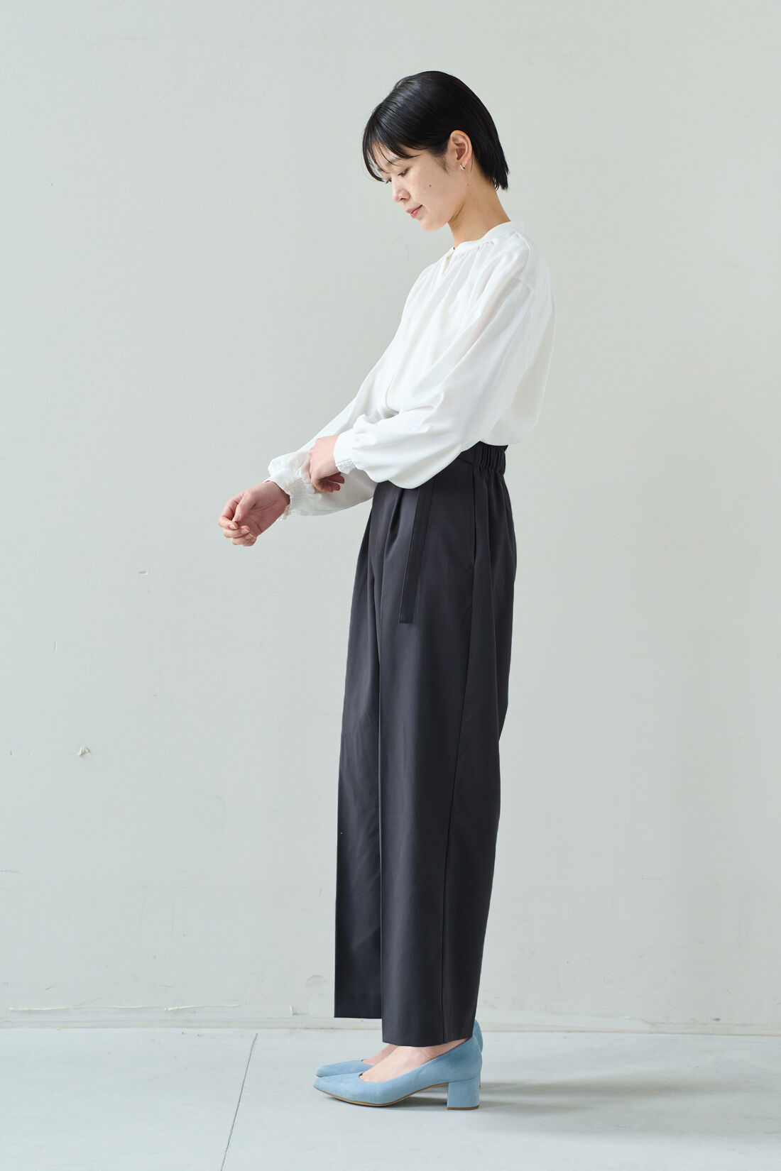 IEDIT［イディット］|IEDIT[イディット]　大人にちょうどいい ベルト付きハイウエストワイドパンツ|モデル身長：163cm　着用サイズ：M
