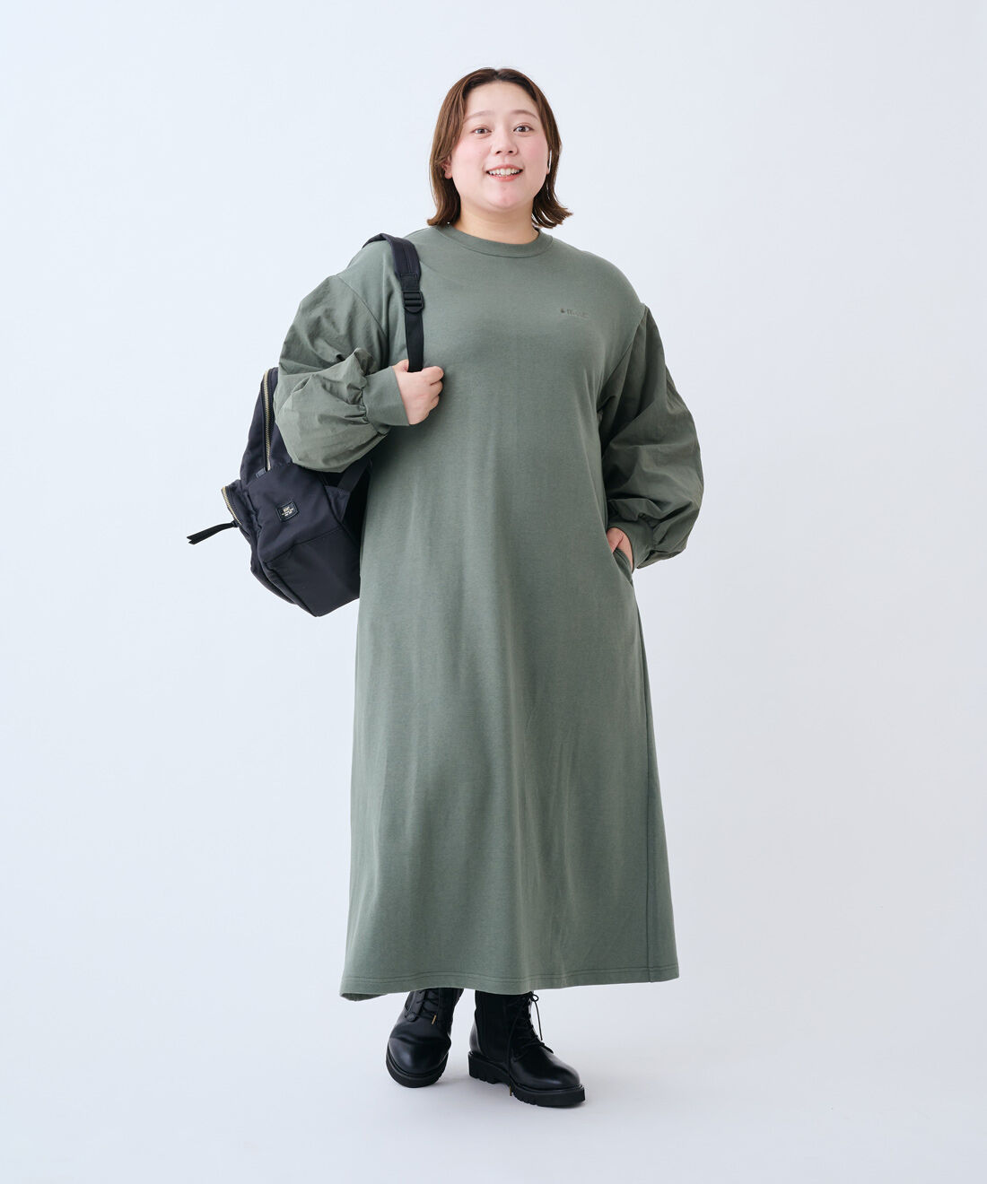 IEDIT|IEDIT[イディット]　WOODSコラボ ナイロン遣いのボリュームスリーブスウェットワンピース（WEBサイズ）|着用サイズ：3L　モデル身長：158cm