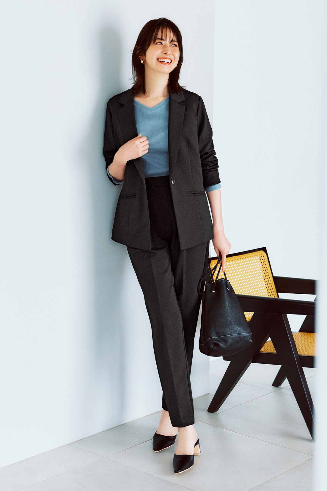 IEDIT|花粉リリース＆UVケア 純黒素材 バレエフィットR ジャケット〈黒〉のコーディネート