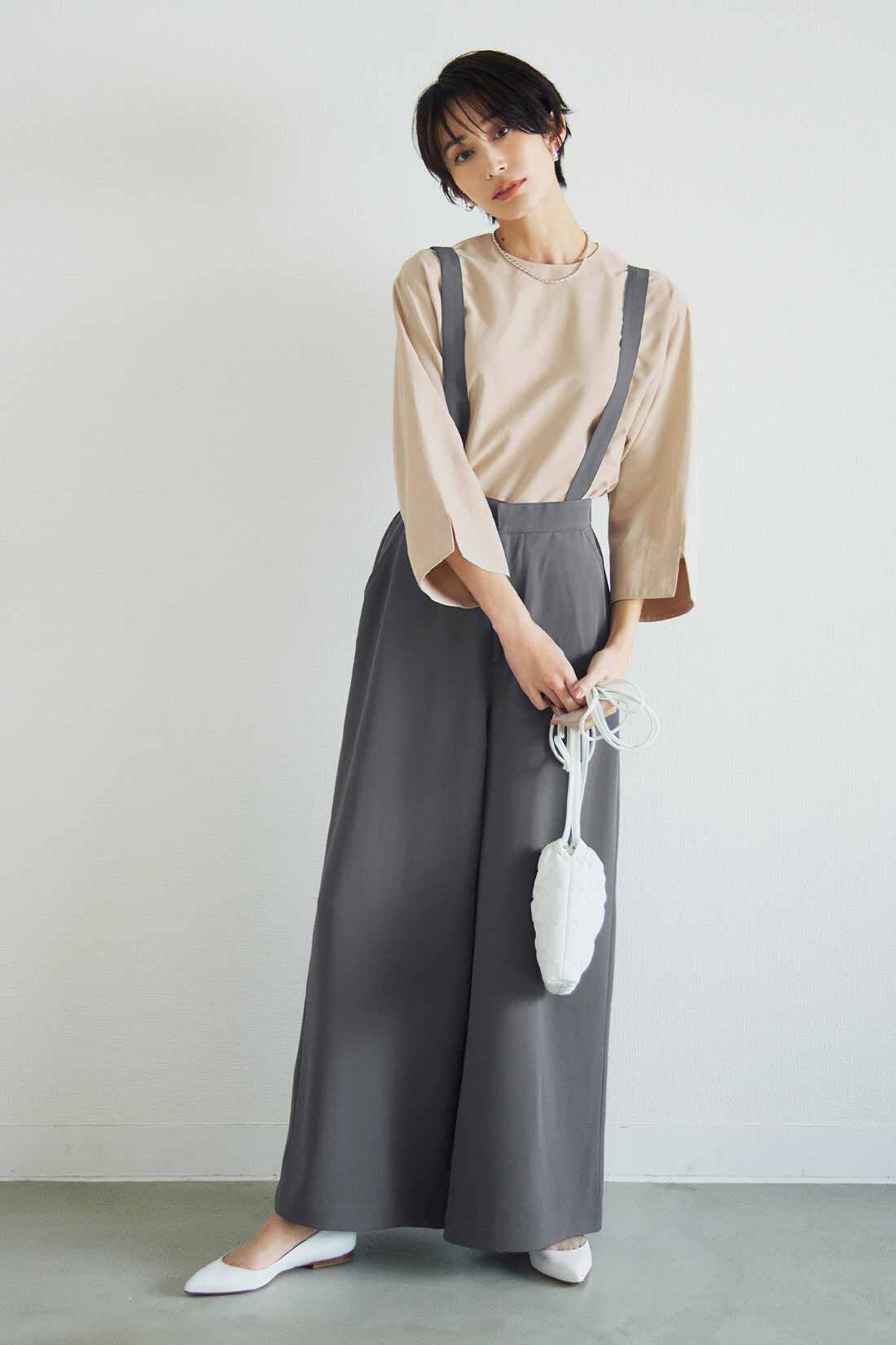 IEDIT［イディット］|IEDIT[イディット]　小森美穂子さんコラボ きれいめブラウスとサスペンダー付きパンツのコーディネートセット〈ベージュ×グレー〉