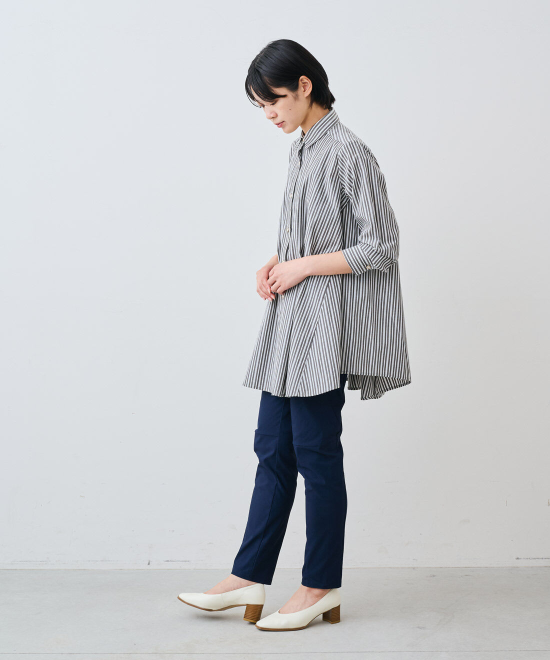 IEDIT［イディット］|IEDIT[イディット]　テントラインで体形カバー 長め丈ブラウス|モデル身長：163cm　着用サイズ：M