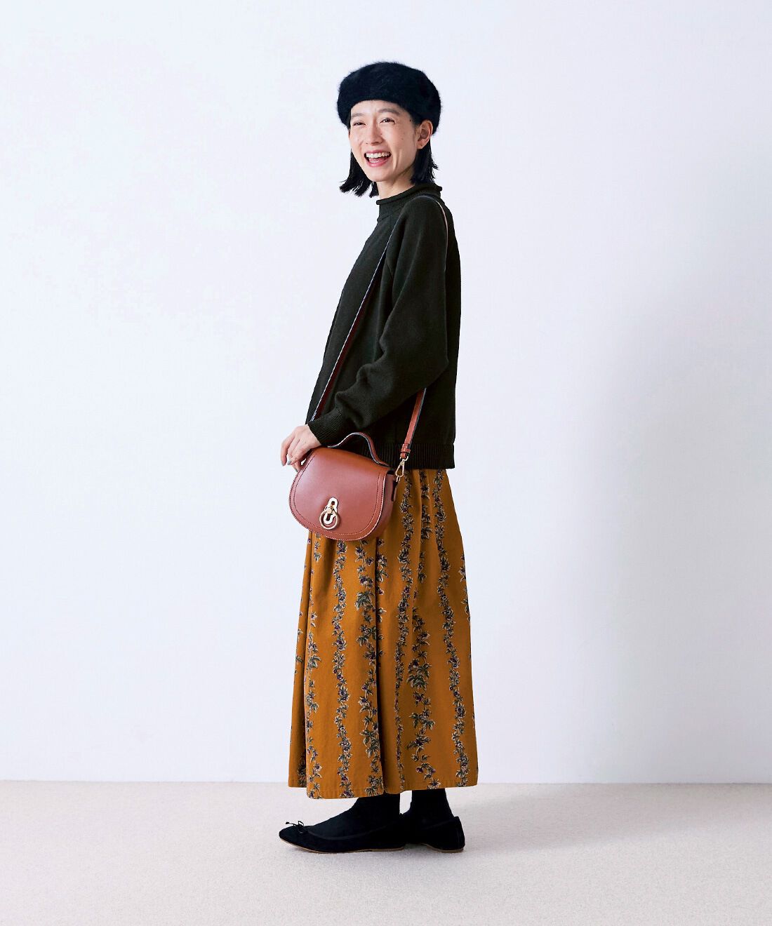 Sunny clouds［サニークラウズ］|サニークラウズ　クリスマスローズが咲くスカート〈レディース〉