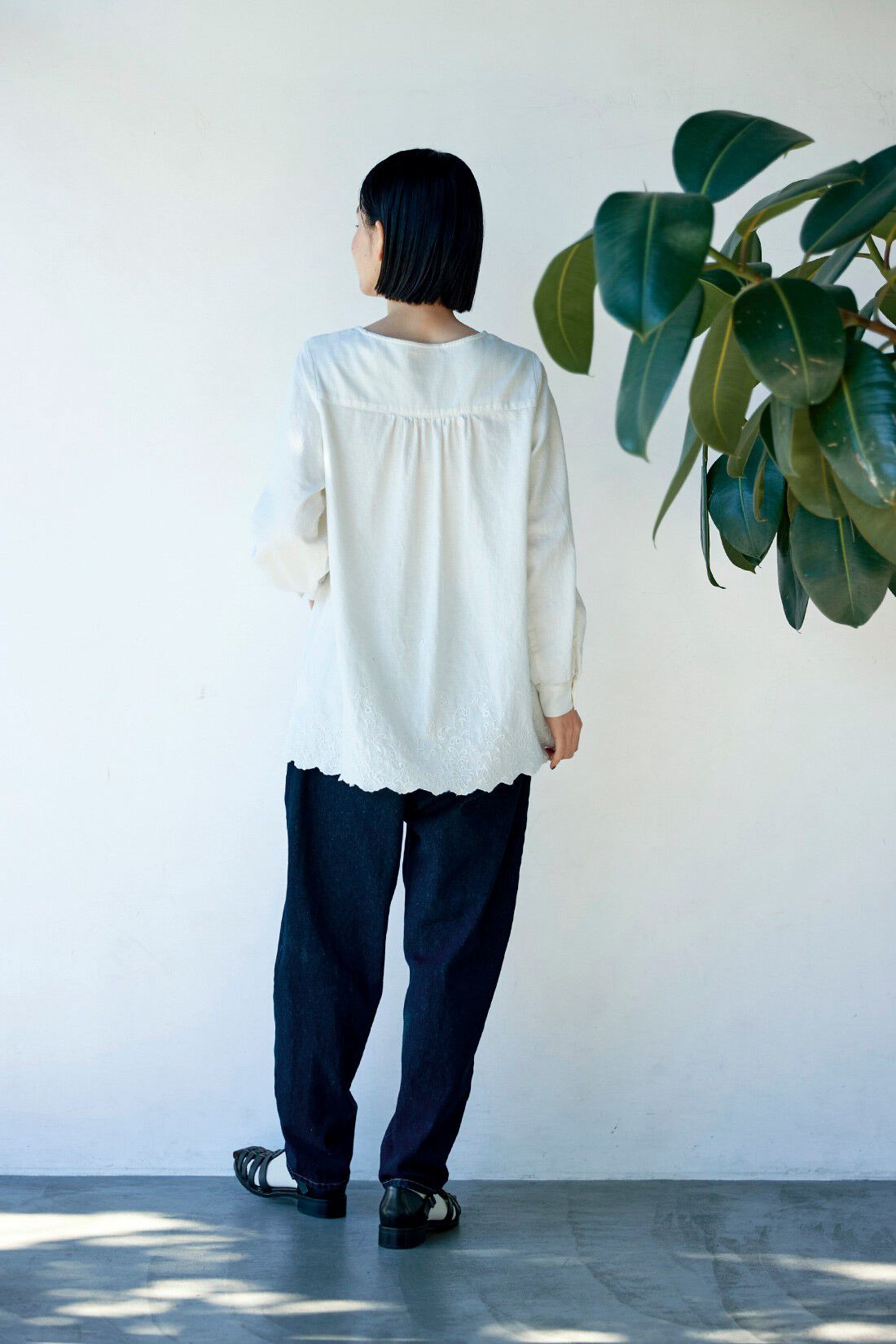 Sunny clouds［サニークラウズ］|サニークラウズ 斜めジーンズ〈レディース〉|身長162cm/トップスMサイズ/ボトムスMサイズ