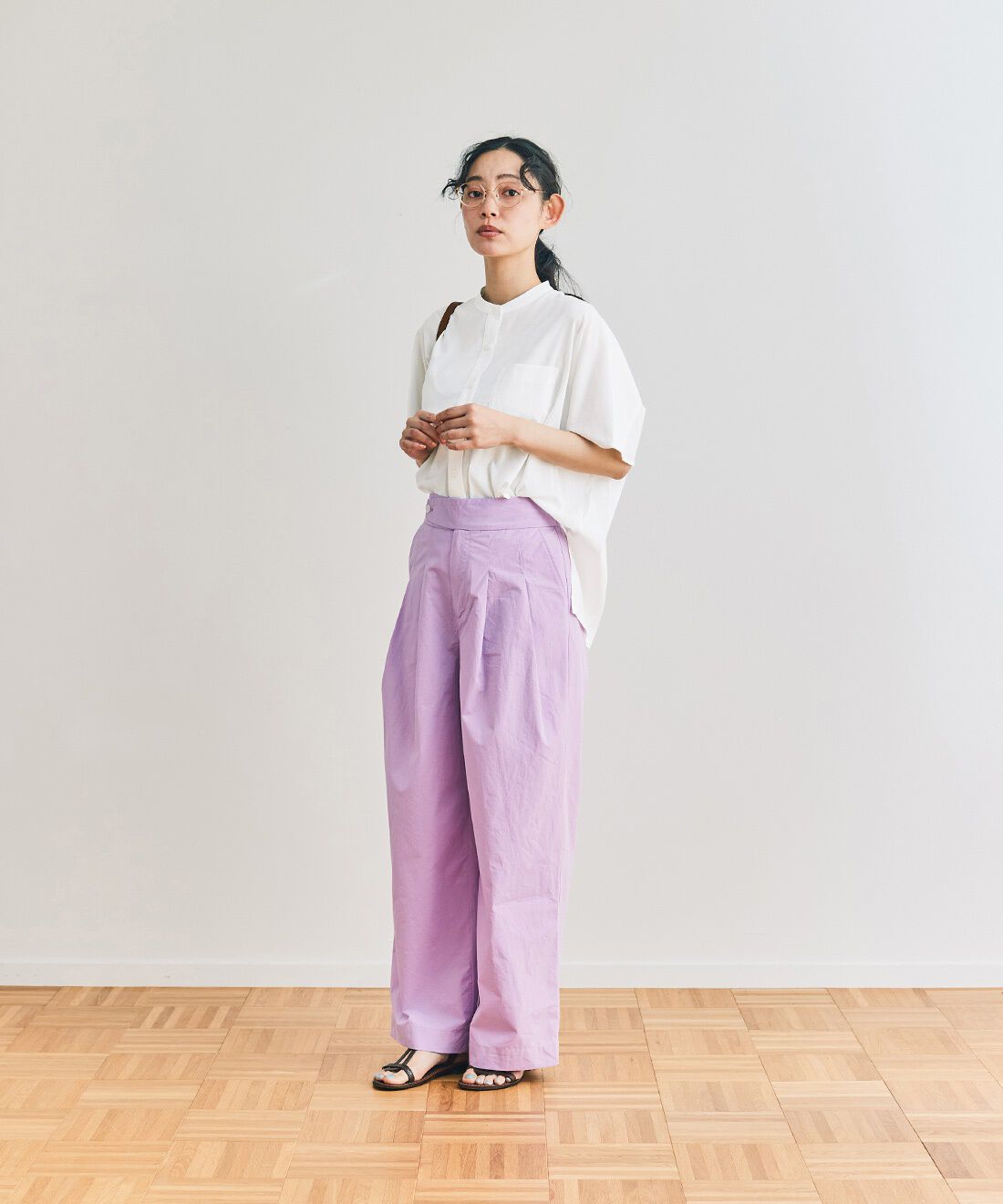 and myera［アンドマイラ］|and myera ドロップドフレンチスリーブシャツ〈白〉