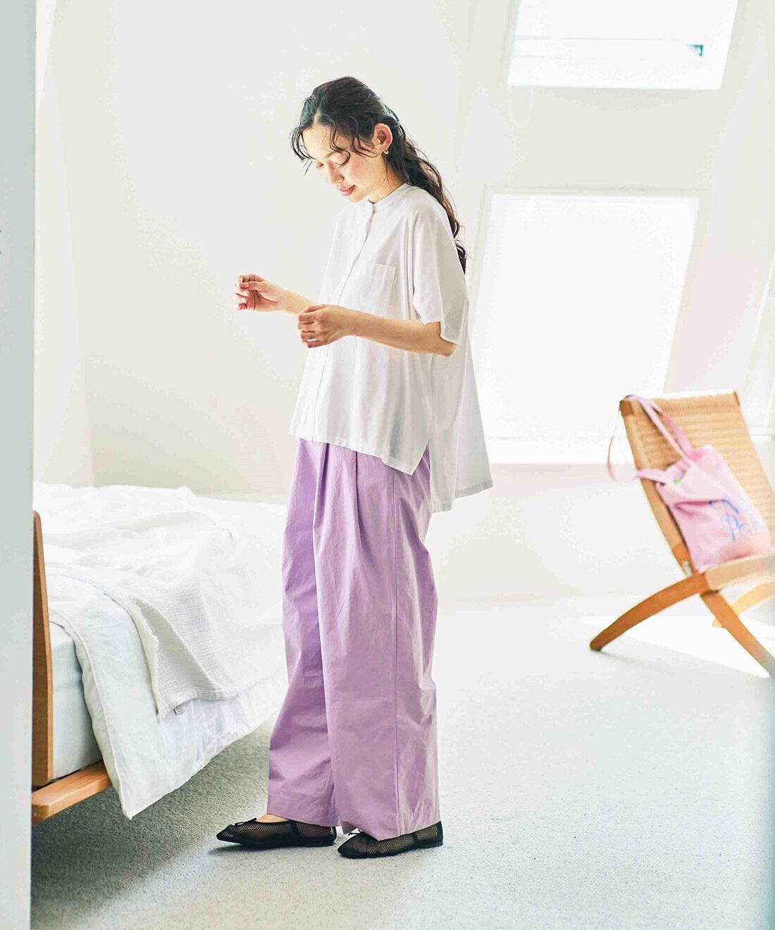 and myera［アンドマイラ］|and myera ドロップドフレンチスリーブシャツ〈白〉