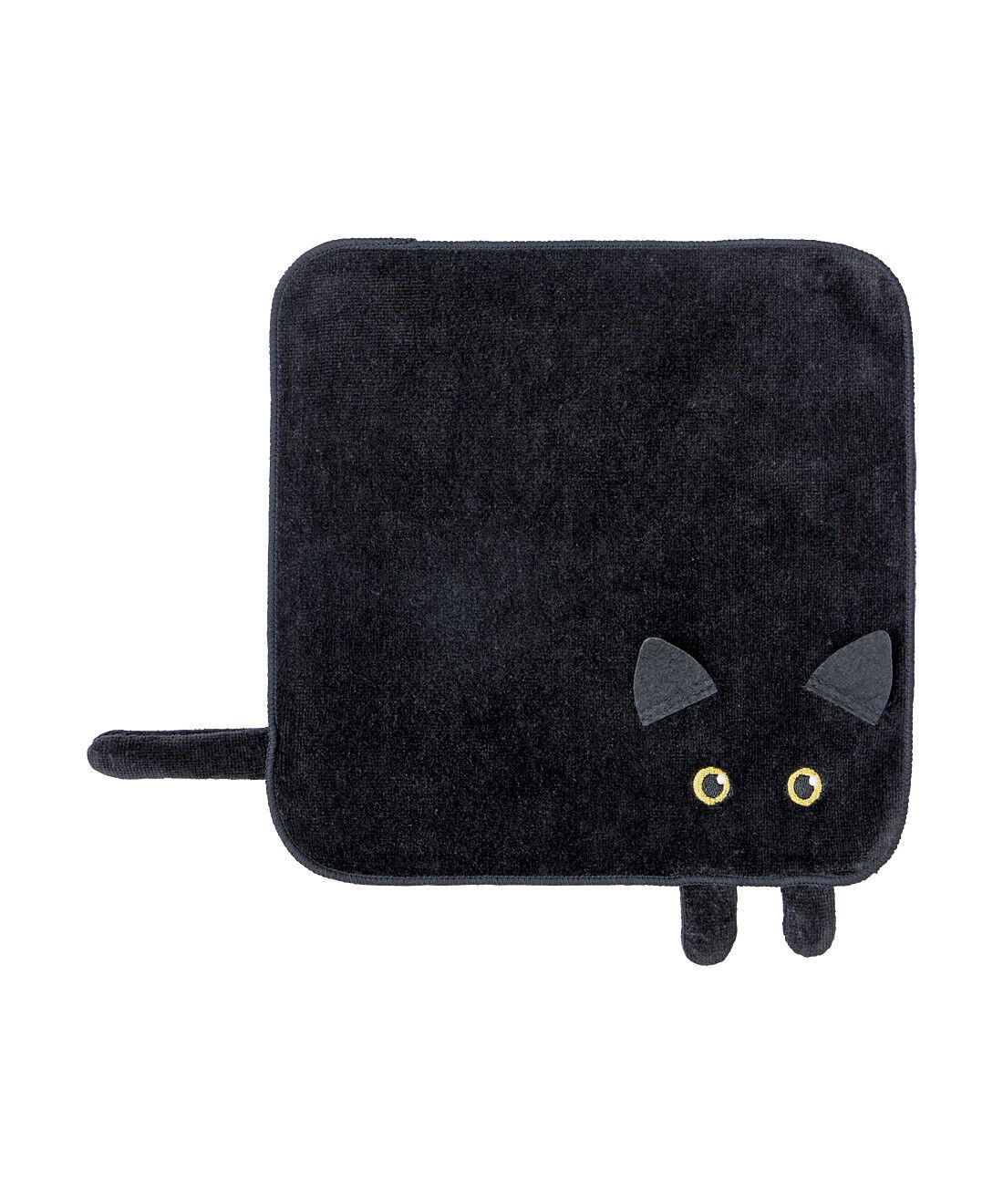 猫部|そこにいたの！？　くしゃっと置いたら猫が出現　変幻自在な黒猫ハンカチの会|〈きょとん〉