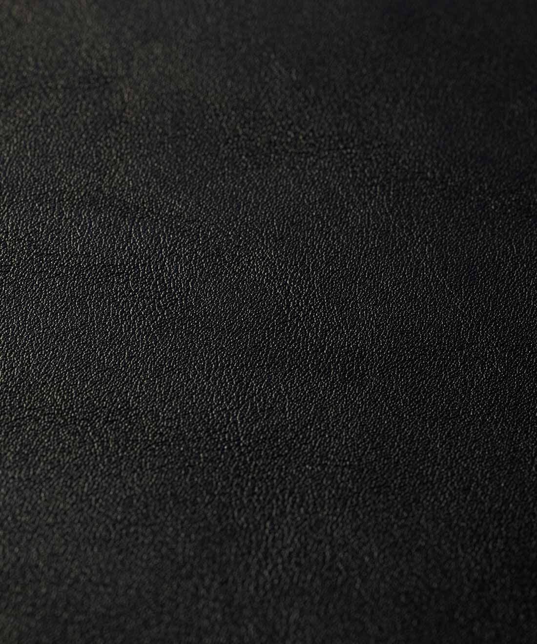 DRECO by IEDIT|IEDIT[イディット]　神山まりあさんとコラボ A4サイズが入ってコーデがランクアップする 大人ボストンバッグ〈ブラック〉|キズが気になりにくいマットな表面感の軽量合皮を使用。