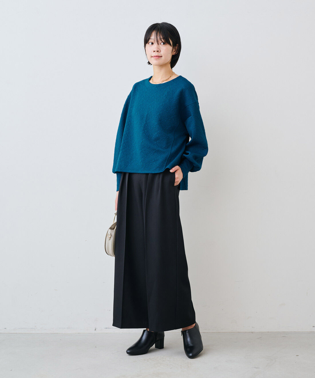 DRECO by IEDIT|IEDIT[イディット]　パーソナルスタイリスト・久野梨沙さんコラボ 似合わせメソッドが効く ふくれジャカードセットアップ〈オーシャンネイビー〉