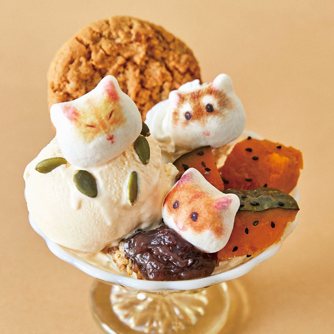 YOU＋MORE！［ユーモア］|YOU+MORE!　ほっぺをフニフニしたくなる ハムスターのミニ和風マシュマロ〈チョコ餡〉|スイーツにトッピングしたり、ココアに浮かべてもかわいい！