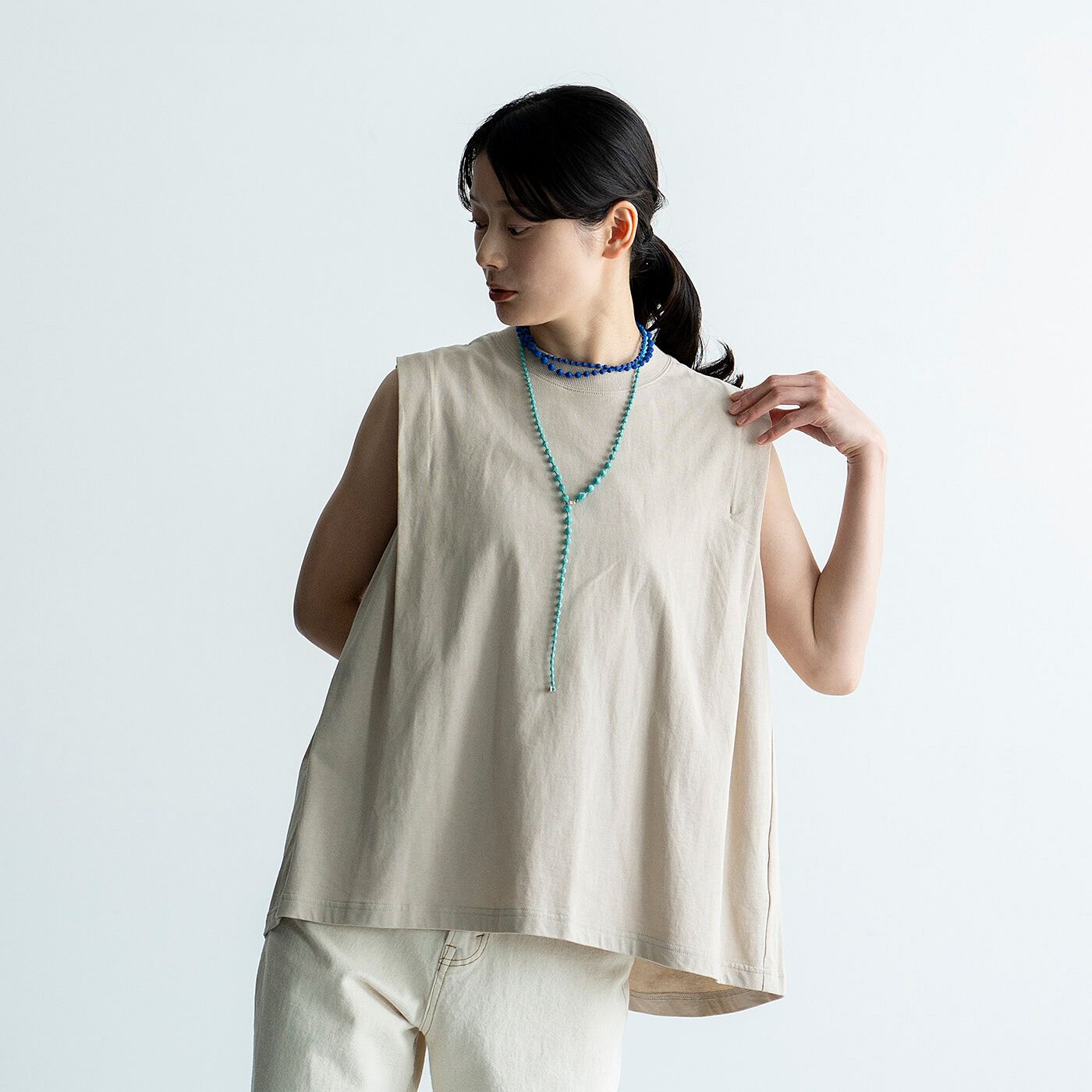 日本職人プロジェクト（Pre-order）|群馬の刺繍工房が作った　誕生石色の刺繍珠ネックレス〈エメラルドグリーン色・5月生まれ〉[日本製]