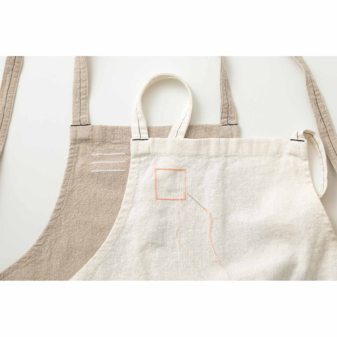 SeeMONO[シーモノ］|心地よいおうち時間 綿麻素材のHYGGEエプロン〈NATURAL〉|クロスステッチでアレンジを加えても。
