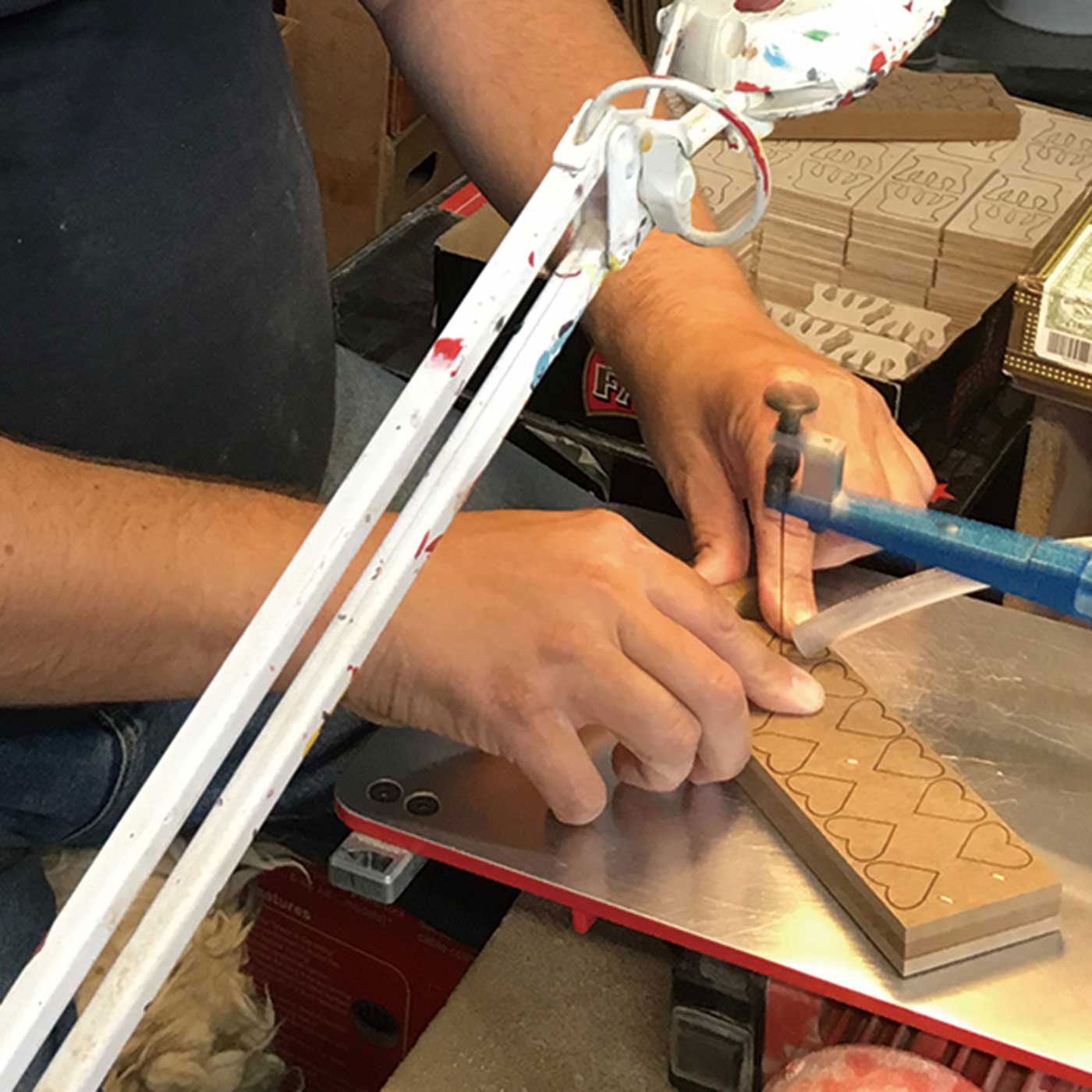 SeeMONO|ヨーロッパの職人が手作りした北欧の妖精〈ダッフルコートを着たサンタ　星に願いを〉／ノルディカニッセ|ひとつひとつ職人さんが手作りしています。