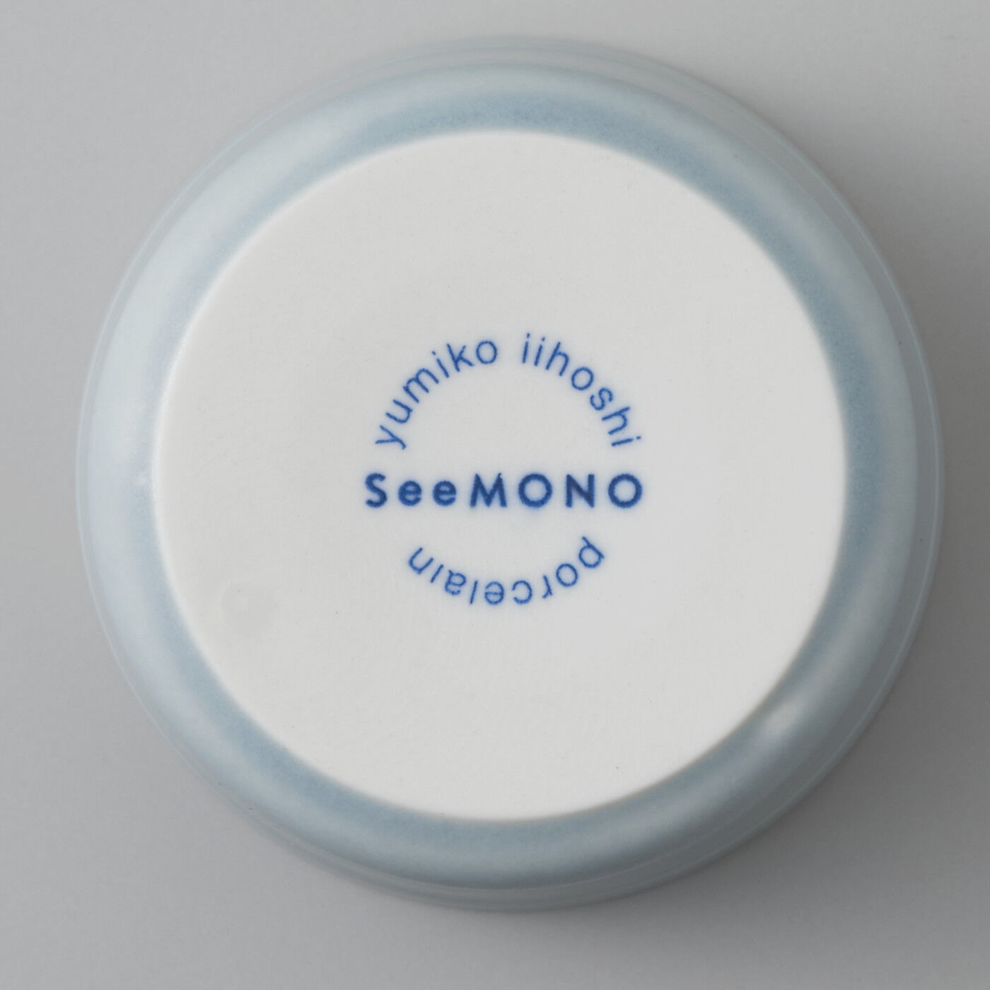 SeeMONO[シーモノ］|ユミコ イイホシ ポーセリン 組み合わせが楽しい小さなトレイの会|バックスタンプは、ユミコイイホシ ポーセリンとシーモノのダブルネームです。