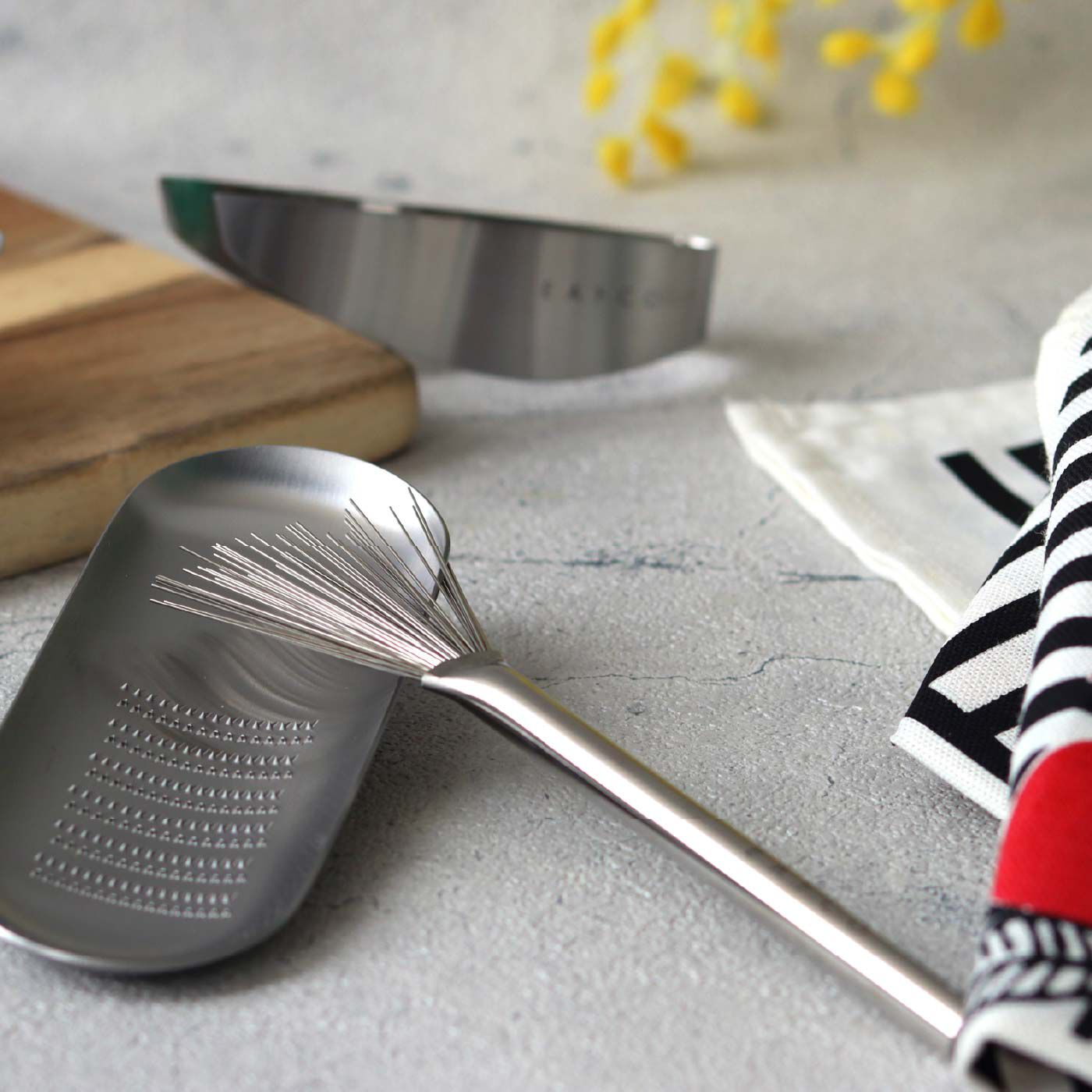 FELISSIMO PARTNERS|目詰まりなく綺麗に取れるブラシ　ＥＡトＣＯ　Ｈａｋｅ〈イイトコ ハケ／おろし金ブラシ〉|※おろし金は別売りです。