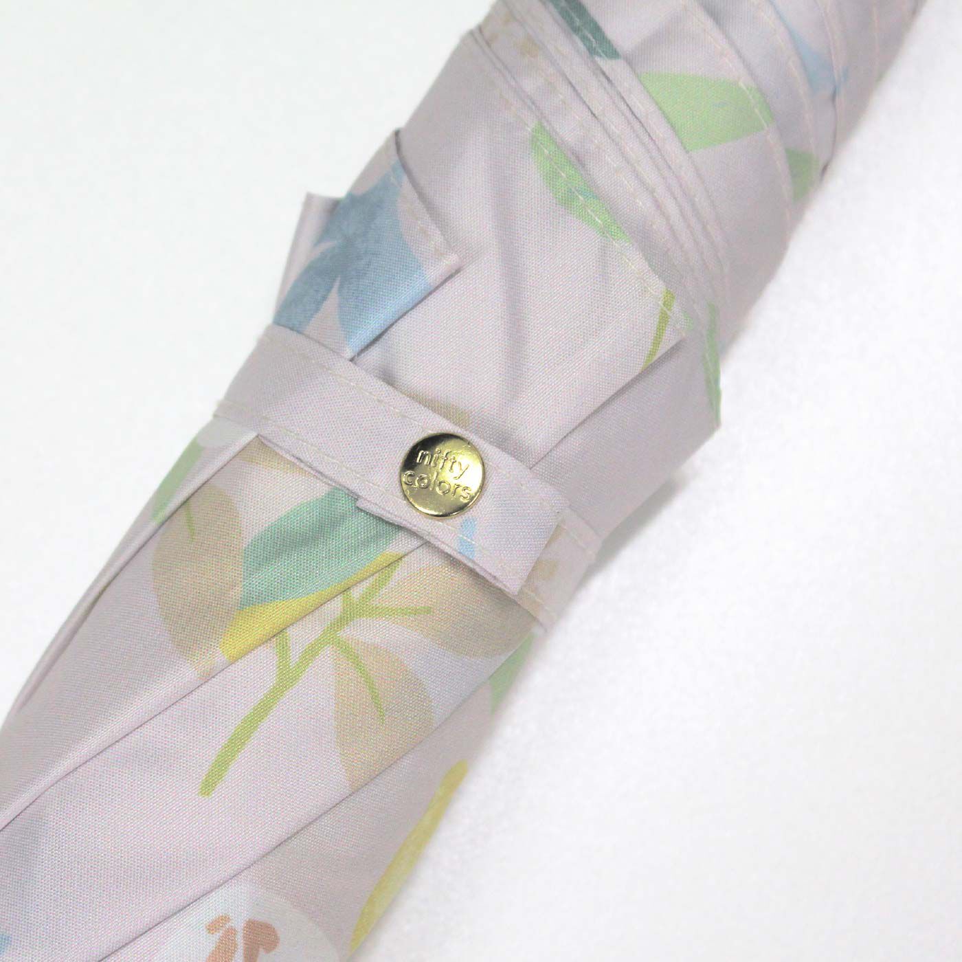 FELISSIMO PARTNERS|デイリー使いにちょうどいい　ベーシックな３段折りたたみ傘　レモンガーデン