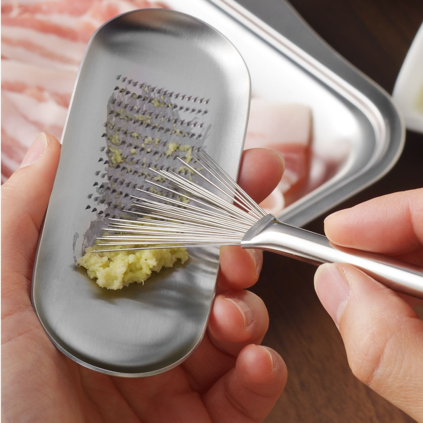 FELISSIMO PARTNERS|目詰まりなく綺麗に取れるブラシ　ＥＡトＣＯ　Ｈａｋｅ〈イイトコ ハケ／おろし金ブラシ〉