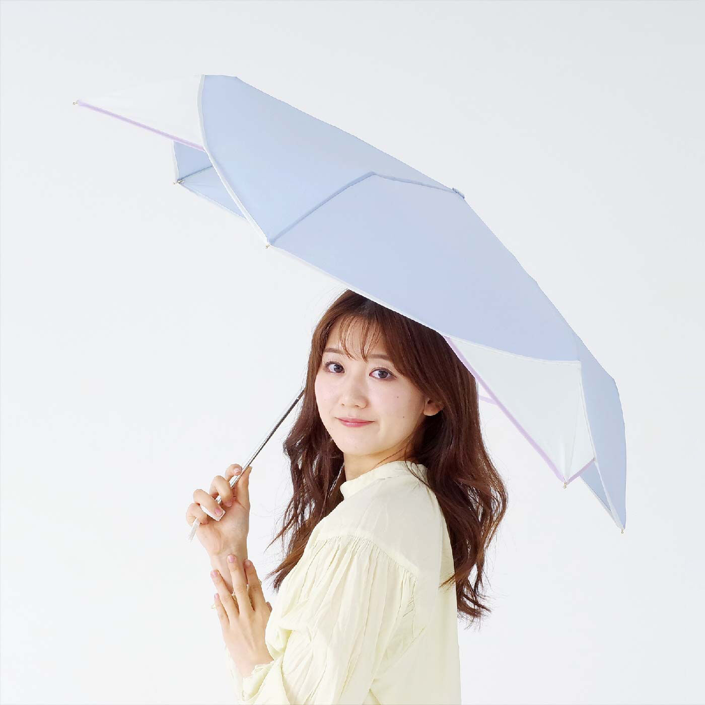 FELISSIMO PARTNERS|ちょっと大きめ折りたたみ雨傘　フラワーパイピング