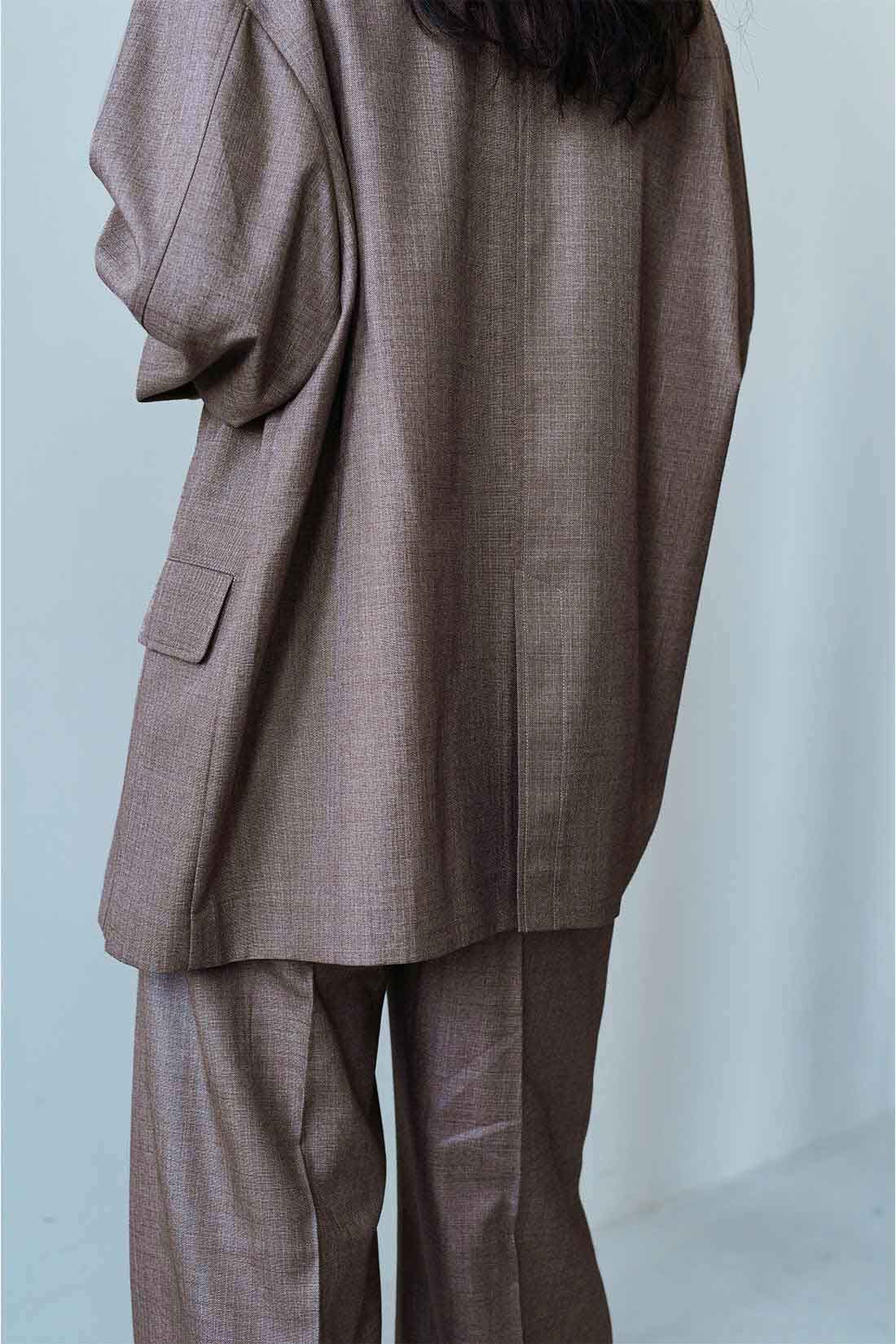 MEDE19F [メデ・ジュウキュウ]|MEDE19F　シャークスキンのリラックスダブルジャケット〈グレーベージュ〉