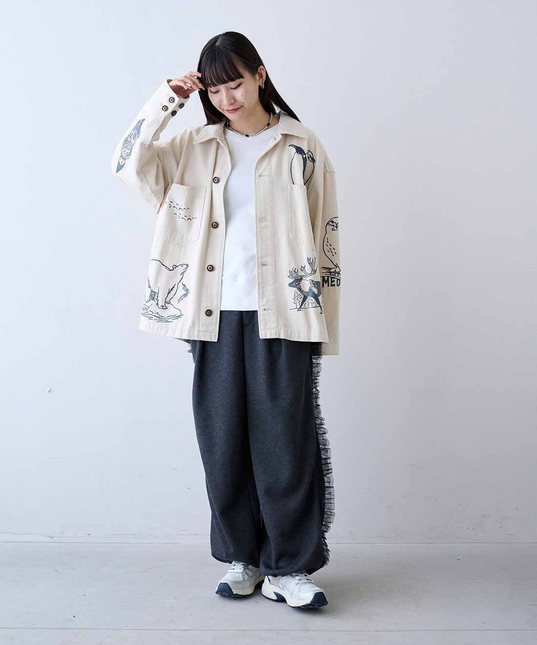 MEDE19F|旭山動物園・ボルネオの森応援商品 動物柄ワークジャケット〈オフホワイト〉とサイドラインフリルエアロゲルカットソーパンツのコーディネート