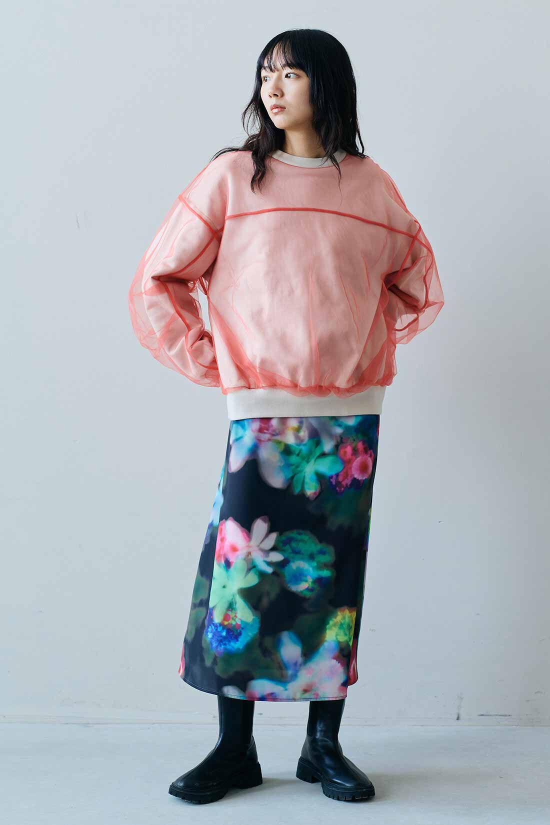 MEDE19F [メデ・ジュウキュウ]|MEDE19F　花柄のプリントを重ねたシアードレス〈ブラック〉|モデル身長：163cm　着用サイズ：M