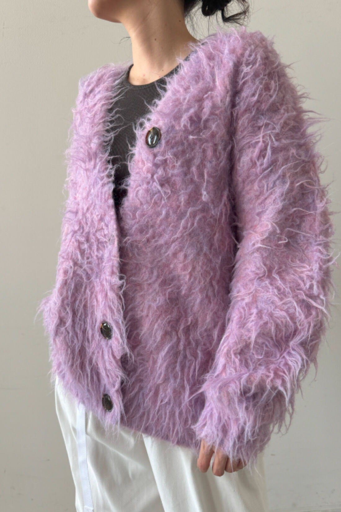 MEDE19F|ドギーヘアーカーディガン〈シェルピンク〉のコーディネート|モデル身長：164cm　着用サイズ：M