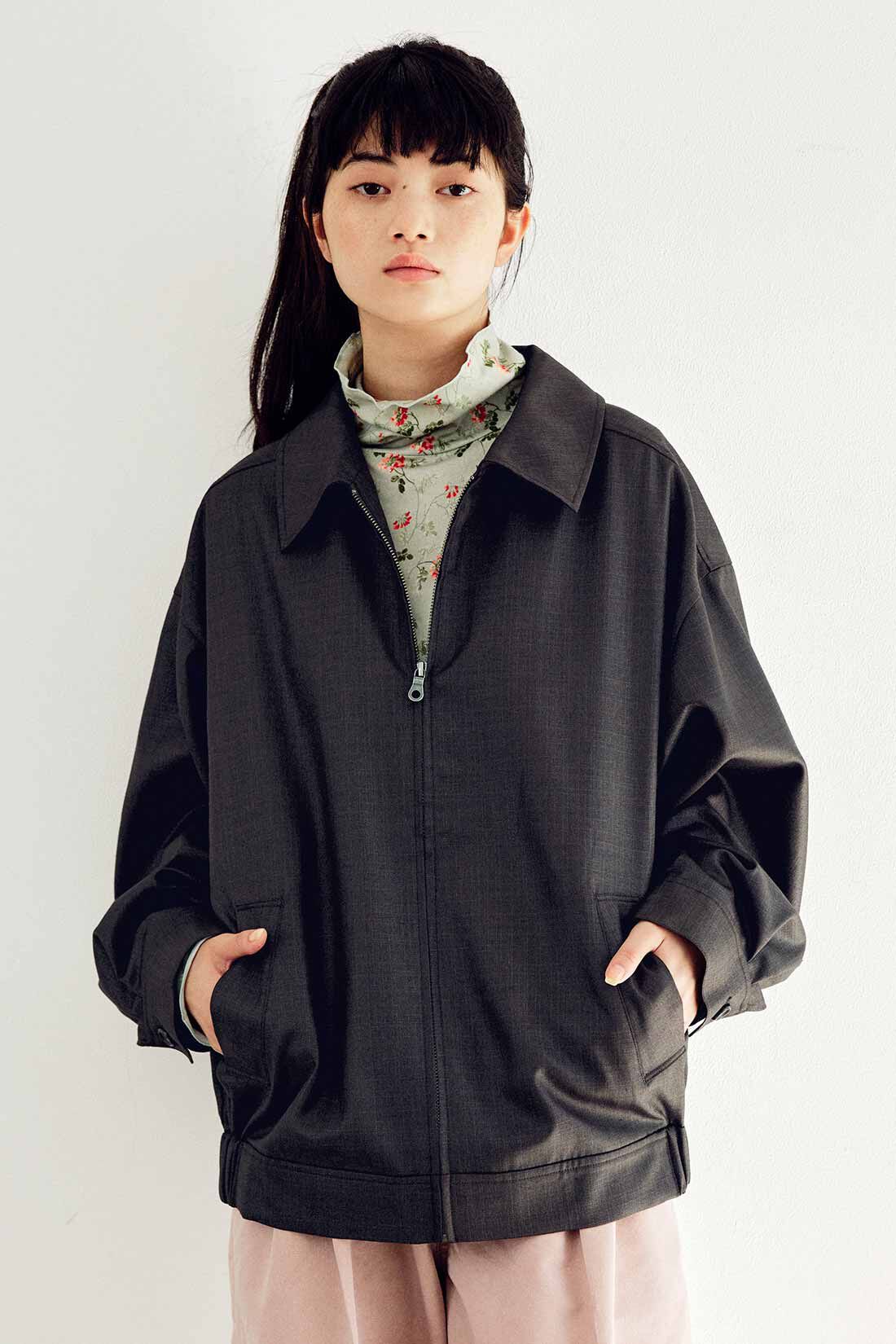 MEDE19F [メデ・ジュウキュウ]|MEDE19F　シャークスキンのオーバーサイズジップジャケット〈チャコールブラウン〉