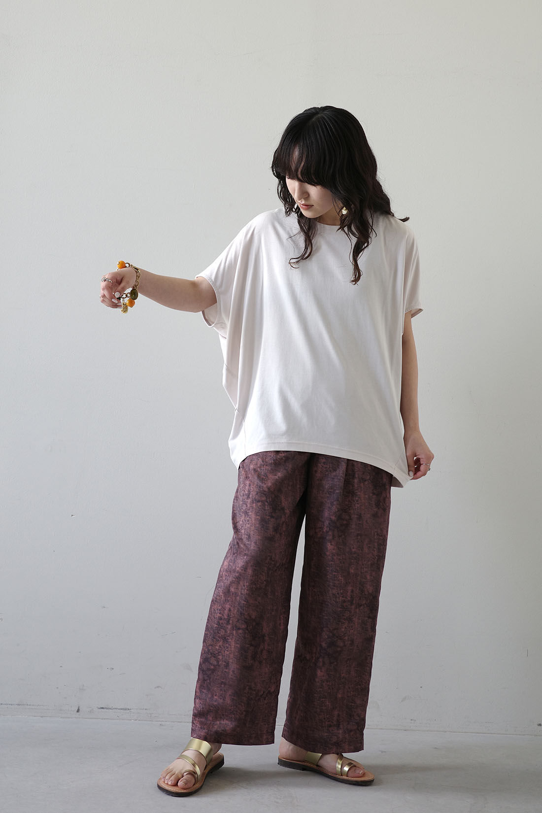 MEDE19F|接触冷感ドルマンスリーブ カットソートップスの会のコーディネート