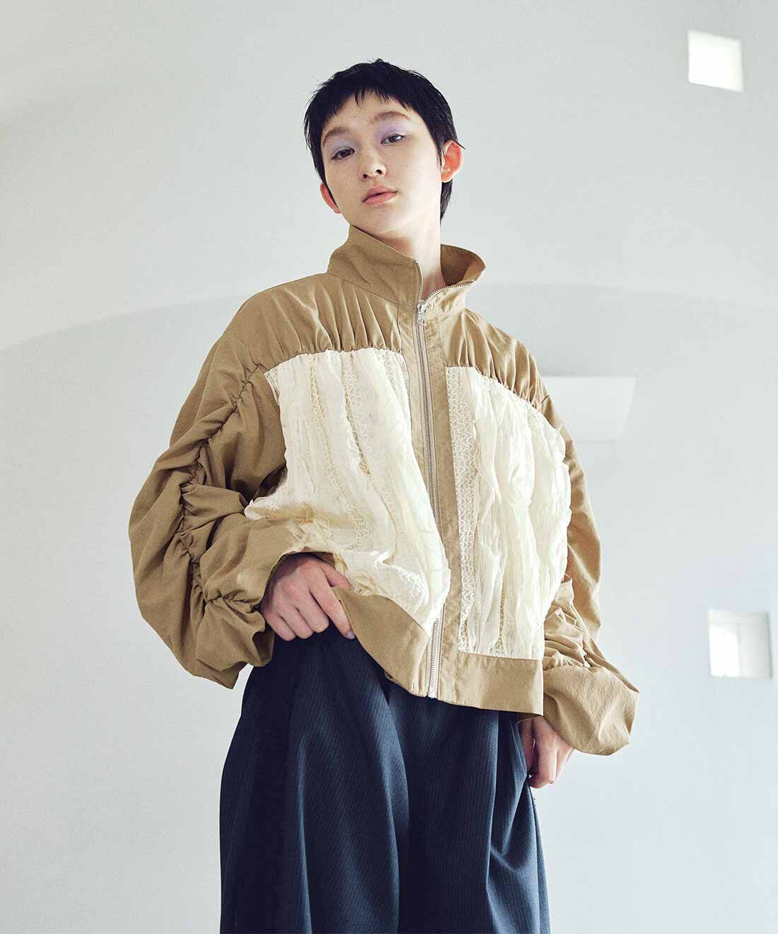 MEDE19F [メデ・ジュウキュウ]|MEDE19F　異素材遣いギャザーブルゾン〈ベージュ〉
