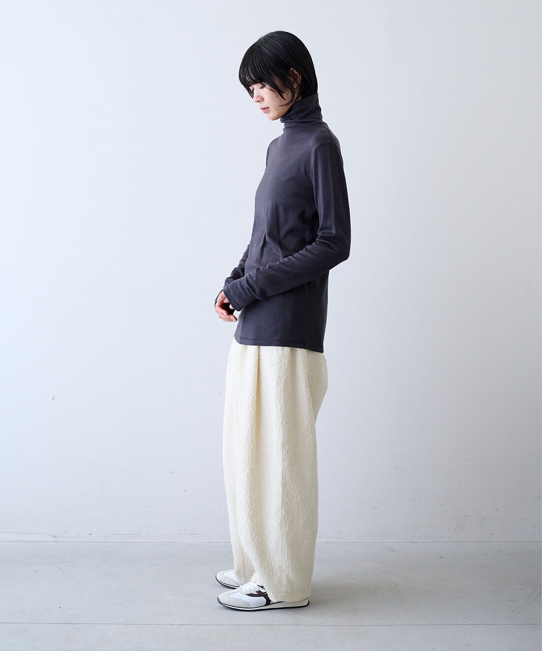 MEDE19F|MEDE19F　ウール100％素材のカットソータートルの会|モデル身長：163cm　着用サイズ：M