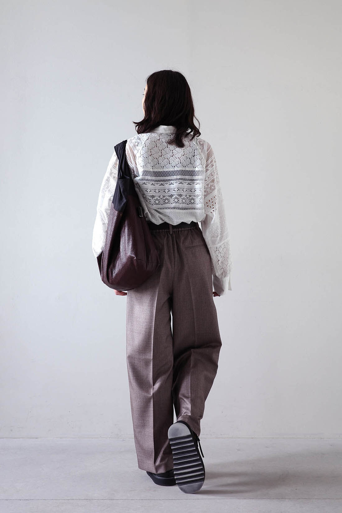 MEDE19F|MEDE19F パッチワークレースシャツ〈ホワイト〉のコーディネート|モデル身長：168cm Mサイズ着用