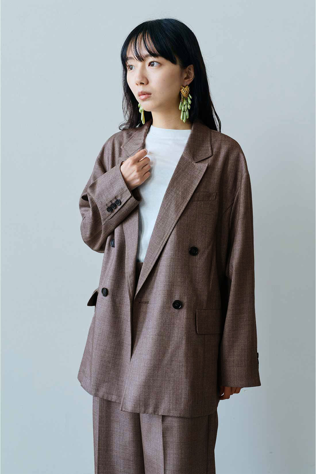 MEDE19F [メデ・ジュウキュウ]|MEDE19F　シャークスキンのリラックスダブルジャケット〈グレーベージュ〉
